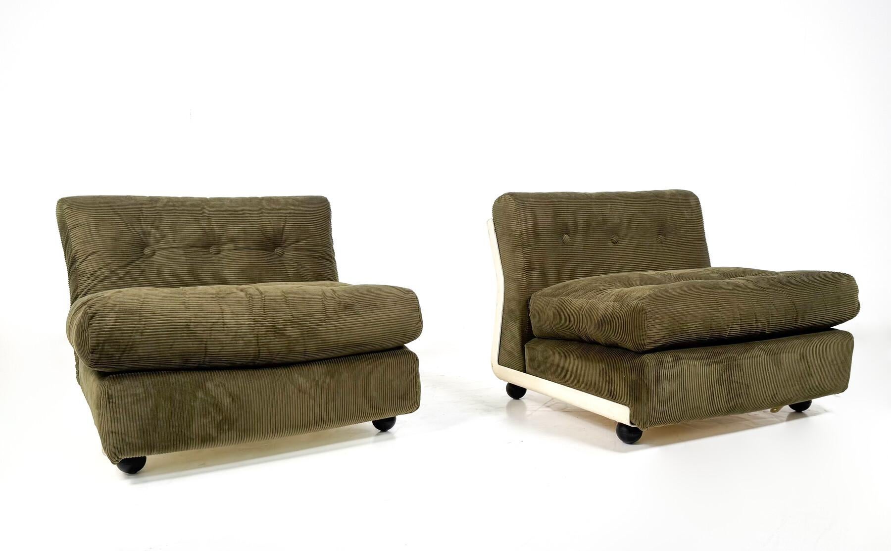 italien Paire de fauteuilsanta de style mi-siècle moderne par Mario Bellini, années 1960 en vente