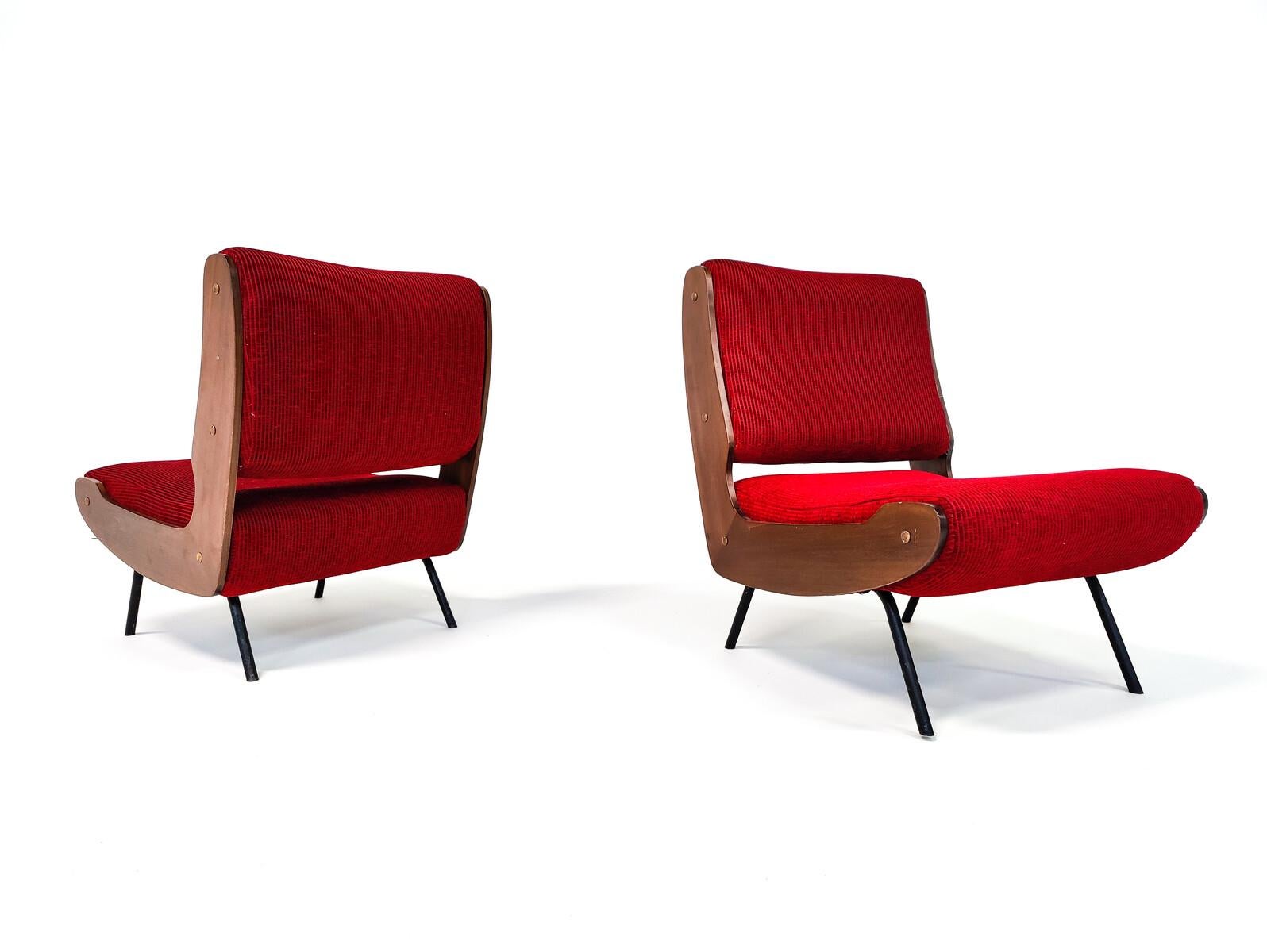 Mid-Century Modern Pair of Armchairs 836 by Gianfranco Frattini for Cassina In Good Condition For Sale In Brussels, BE