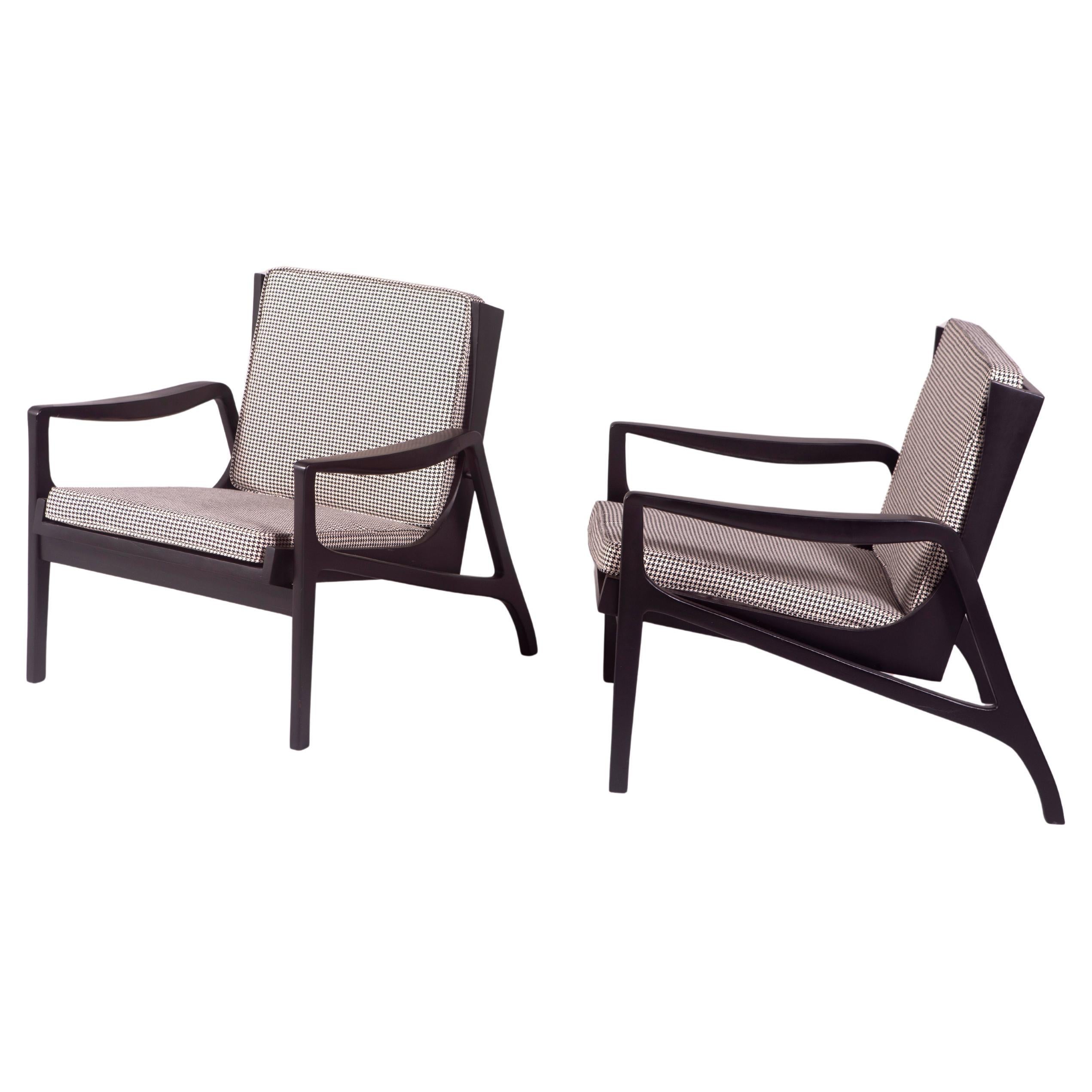 Coppia di poltrone moderne di metà secolo di un designer brasiliano, Brasile, anni '1960