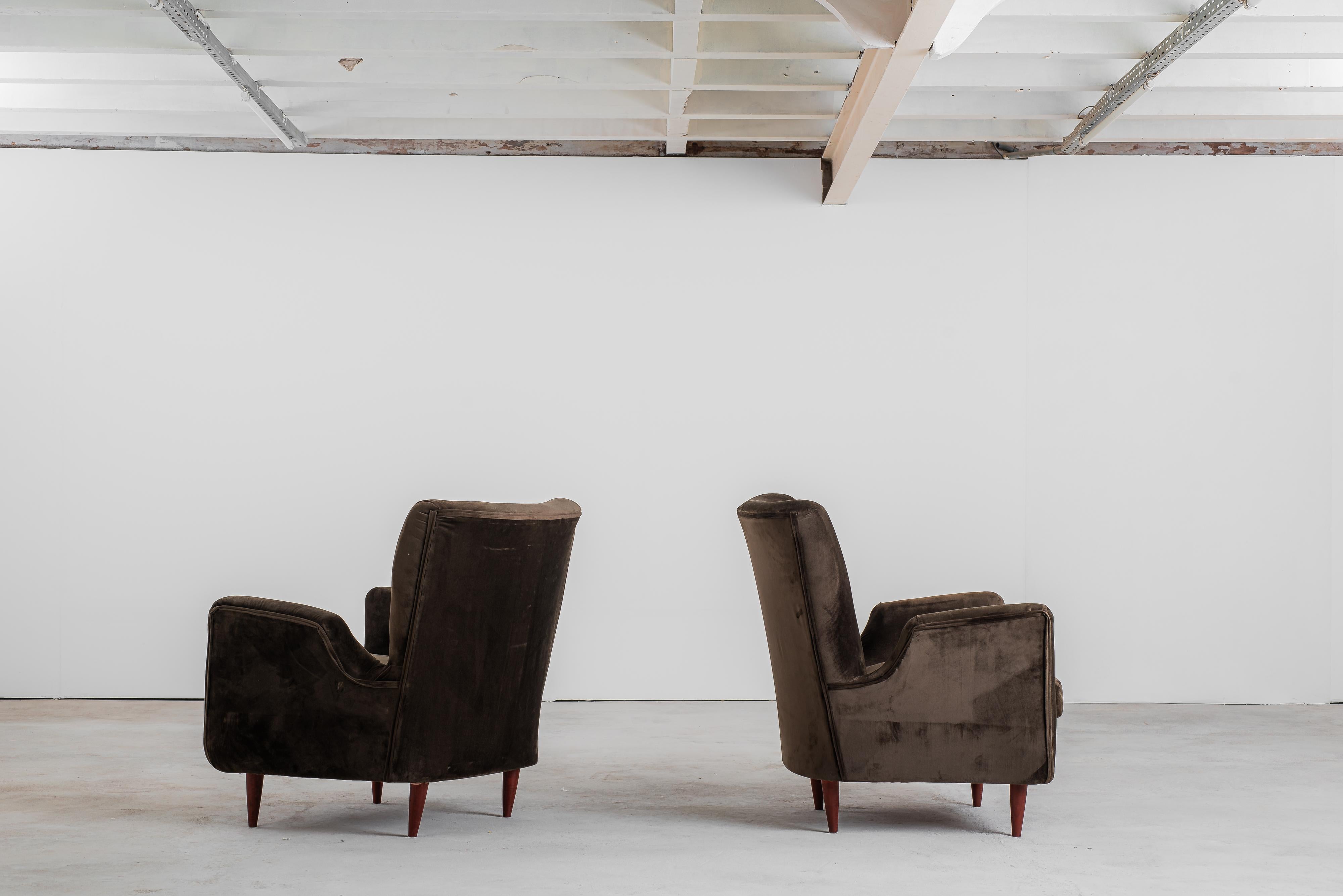 Fabric Mid-Century Modern Pair of Armchairs by Carlo Hauner, 1960s For Sale