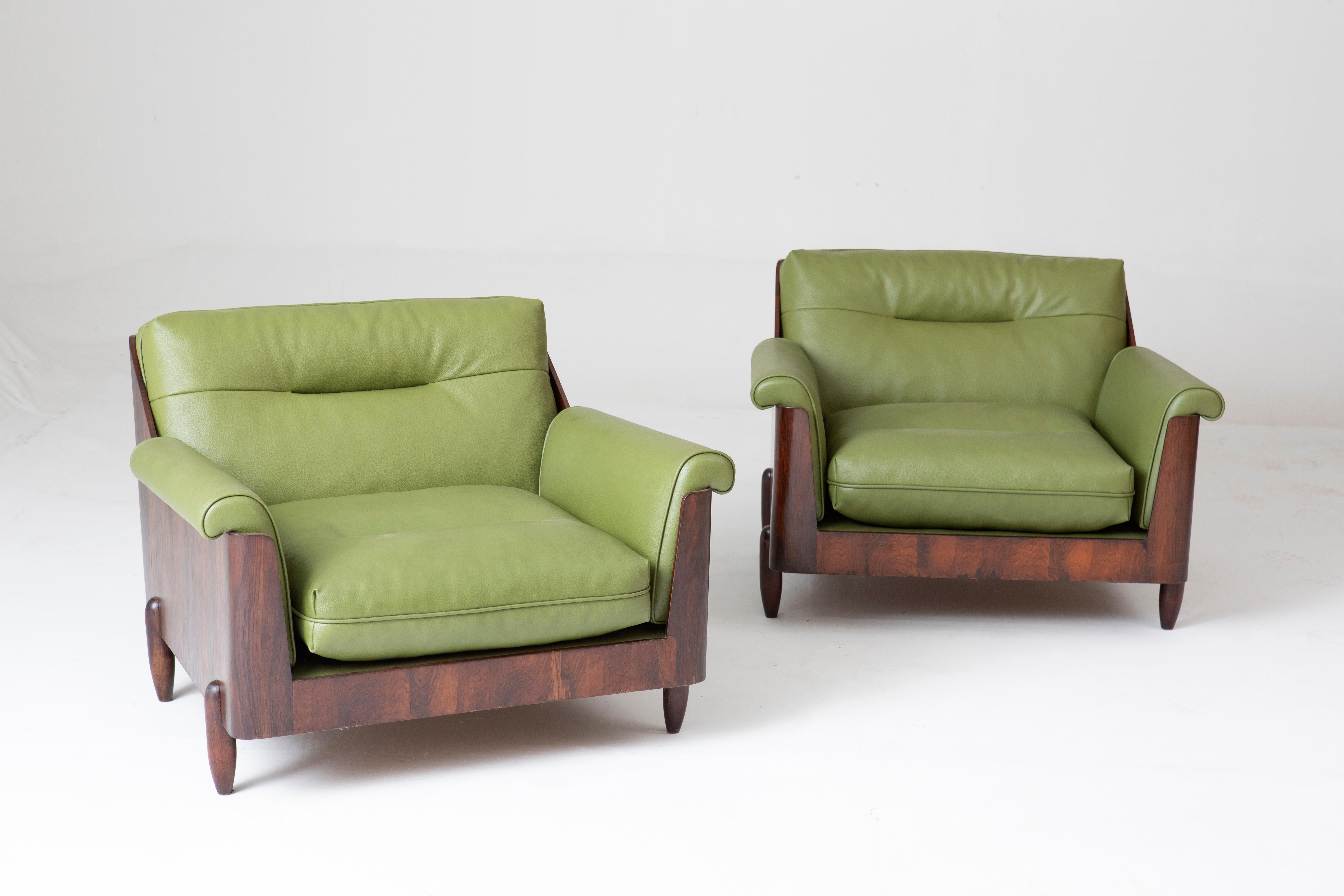 Brazilian Mid-Century Modern Pair of Armchairs by Novo Rumo, 1960s For Sale