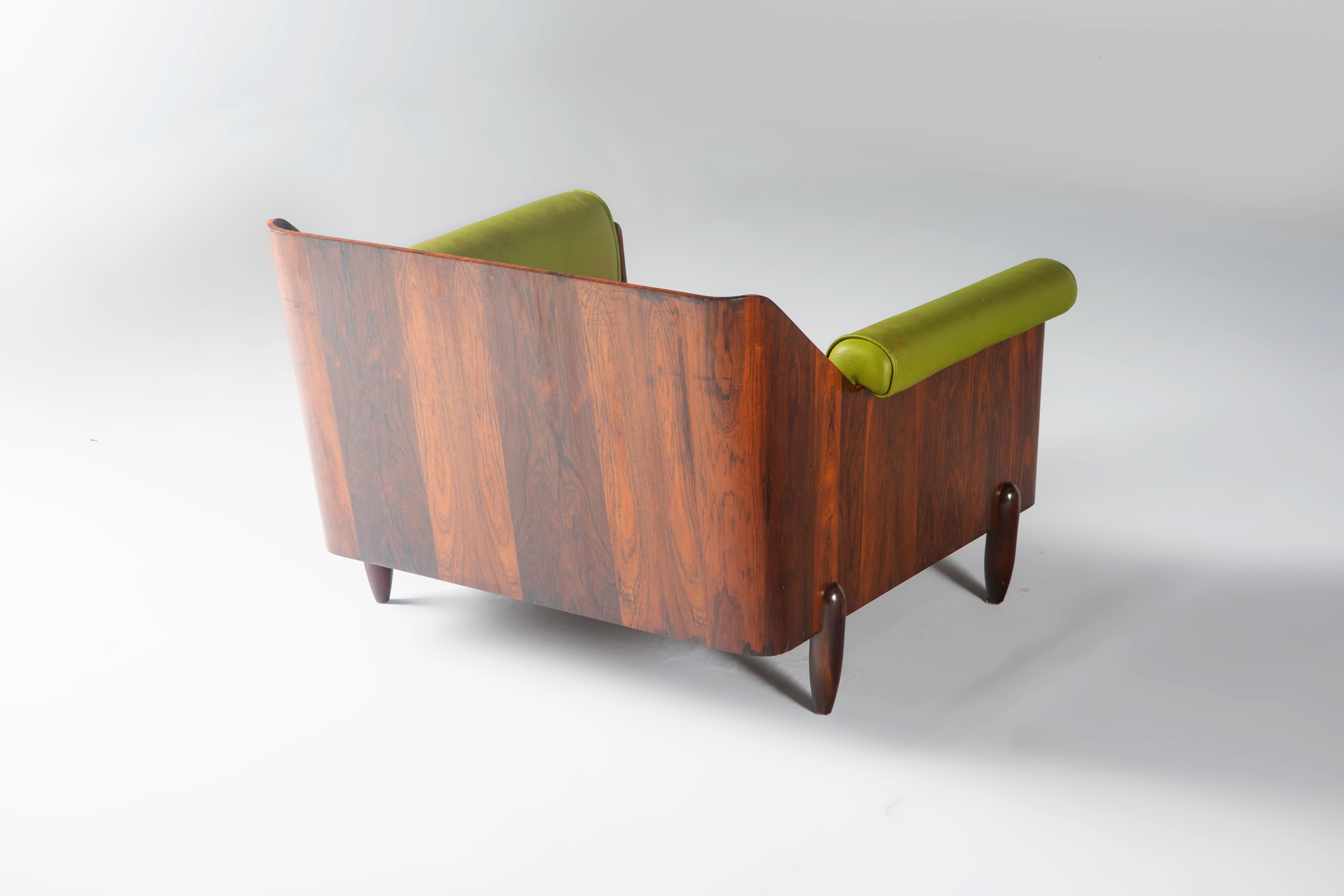 Milieu du XXe siècle Paire de fauteuils modernes du milieu du siècle par Novo Rumo, 1960s en vente