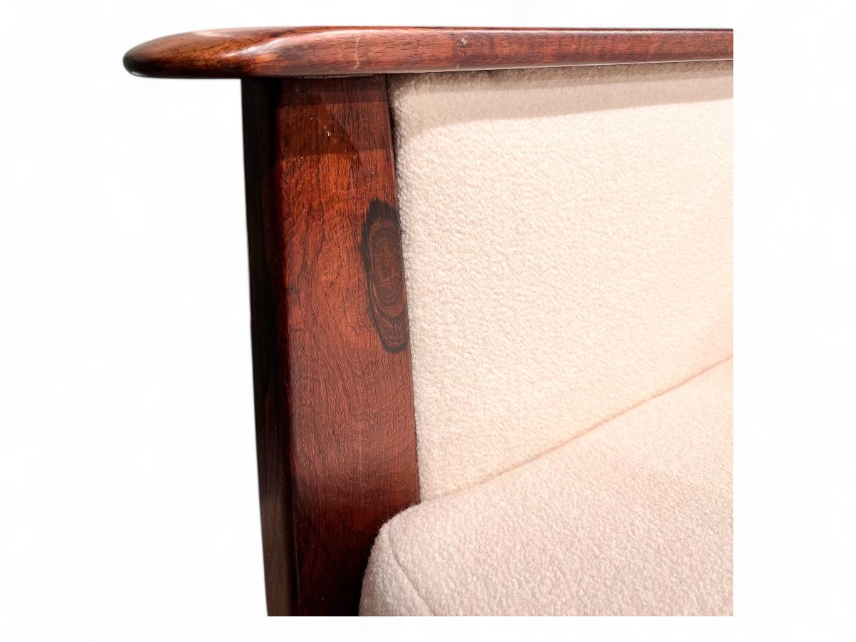 Mid-Century Modern Pair of Armchairs in Hardwood & Bouclé, Fatima, c. 1960 For Sale 5