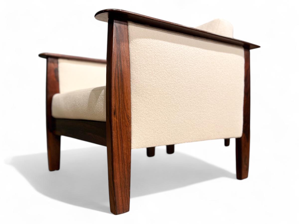 Mid-Century Modern Pair of Armchairs in Hardwood & Bouclé, Fatima, c. 1960 For Sale 6