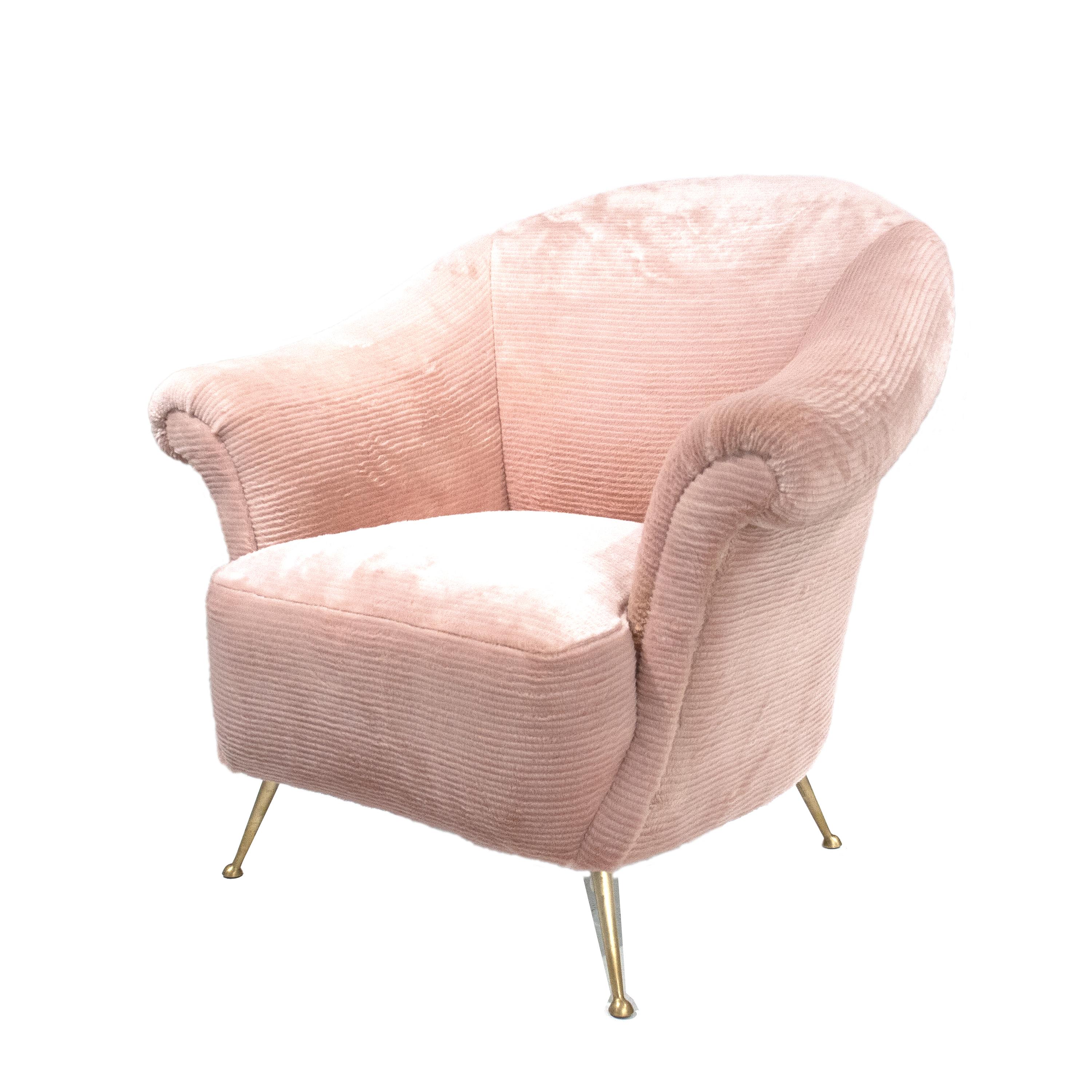 Italian Mid-Century Modern Pair of Armchairs in Pink Trimed Faux Fur, Italy, 1950 For Sale