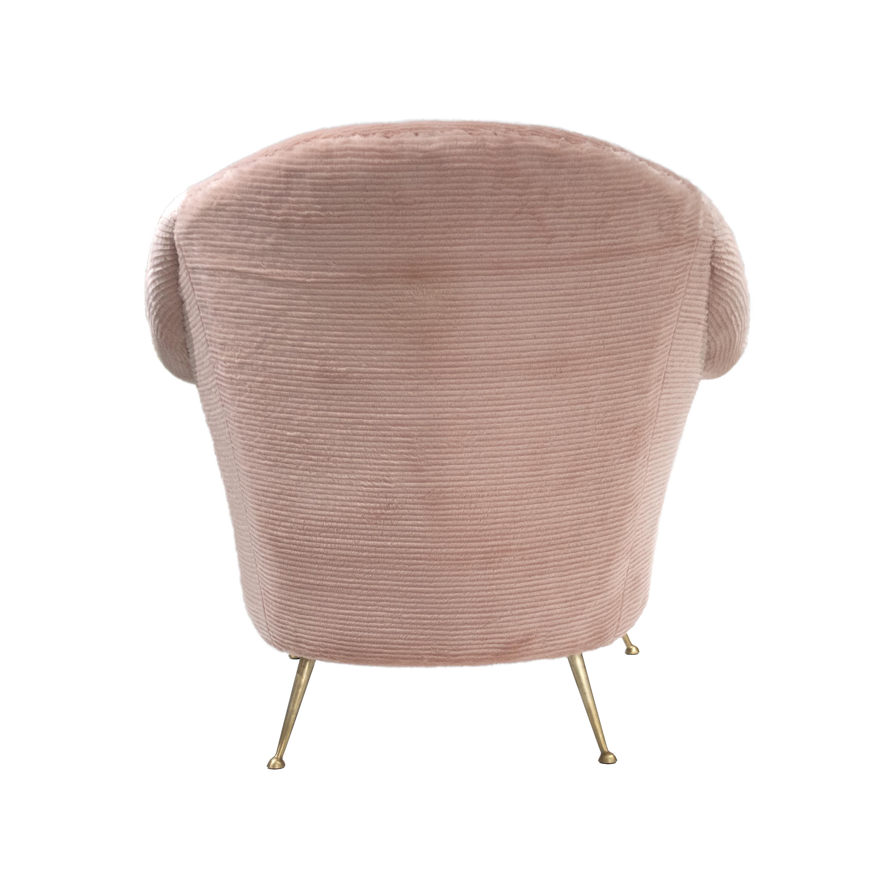 Mid-20th Century Mid-Century Modern Pair of Armchairs in Pink Trimed Faux Fur, Italy, 1950 For Sale