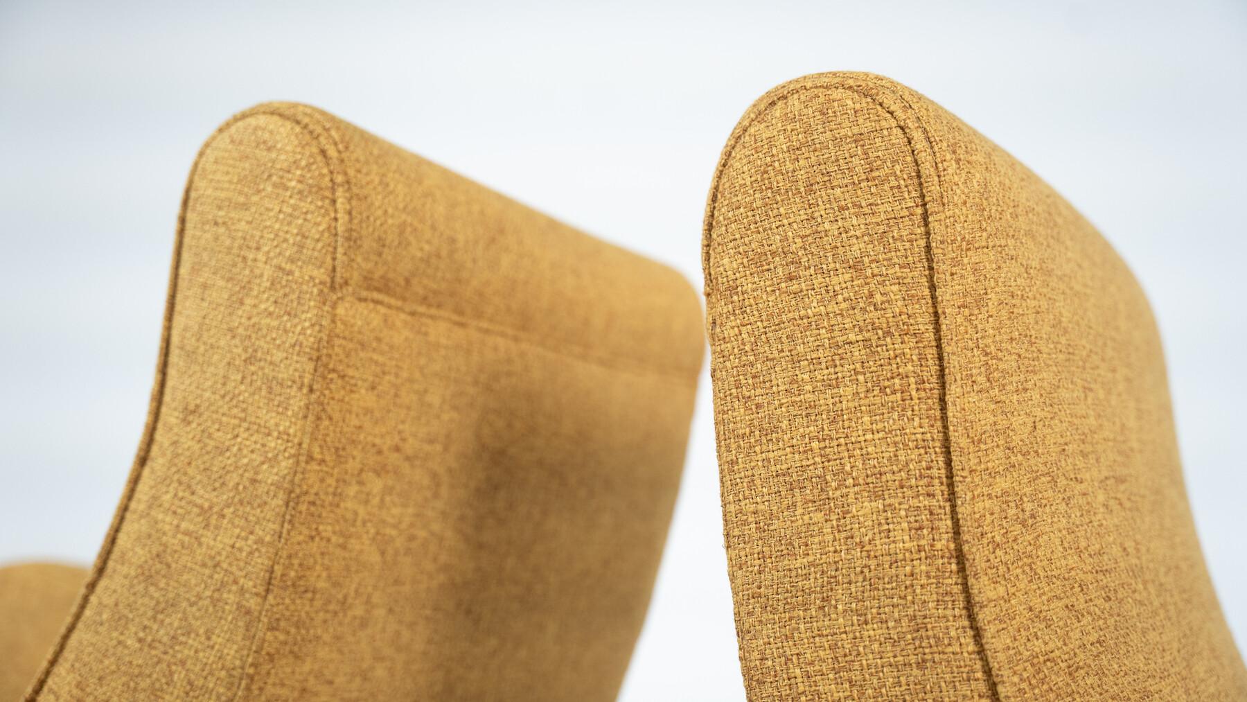 Coppia di poltrone moderne di metà secolo nello stile di Zanuso in vendita 4