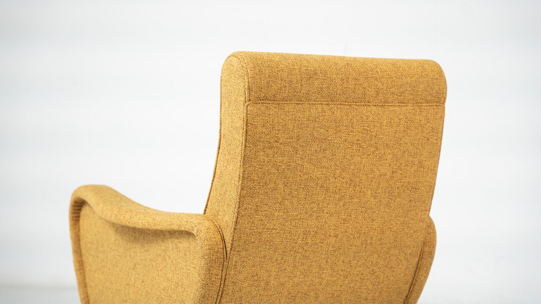 Coppia di poltrone moderne di metà secolo nello stile di Zanuso in vendita 3