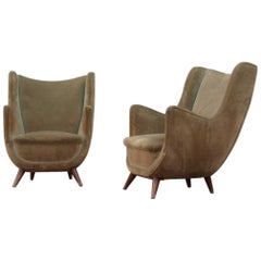 Mid-Century Modern Pair Of Armchairs Italian Design Green Velvet Wood Feet