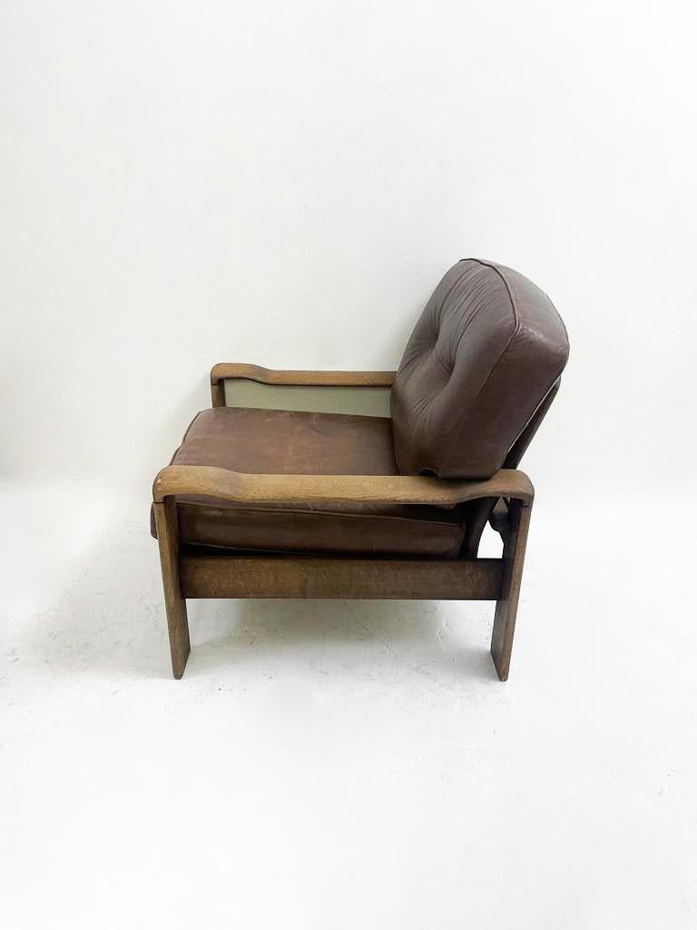 Mid-Century Modern Pair of Armchairs, Leather and Oak, 1960s In Good Condition For Sale In Brussels, BE