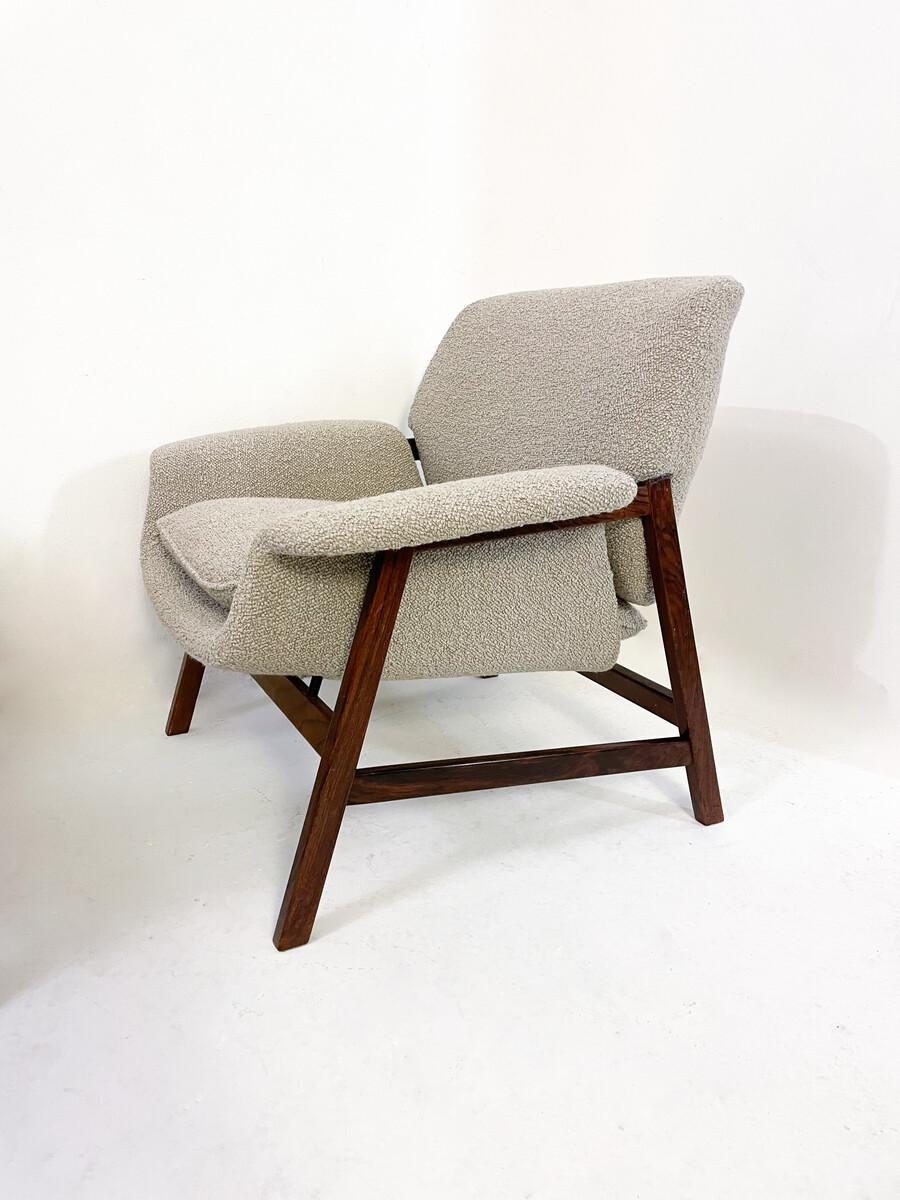 Modernes Sesselpaar aus der Mitte des Jahrhunderts, Modell „849“ von Gianfranco Frattini (Italienisch) im Angebot