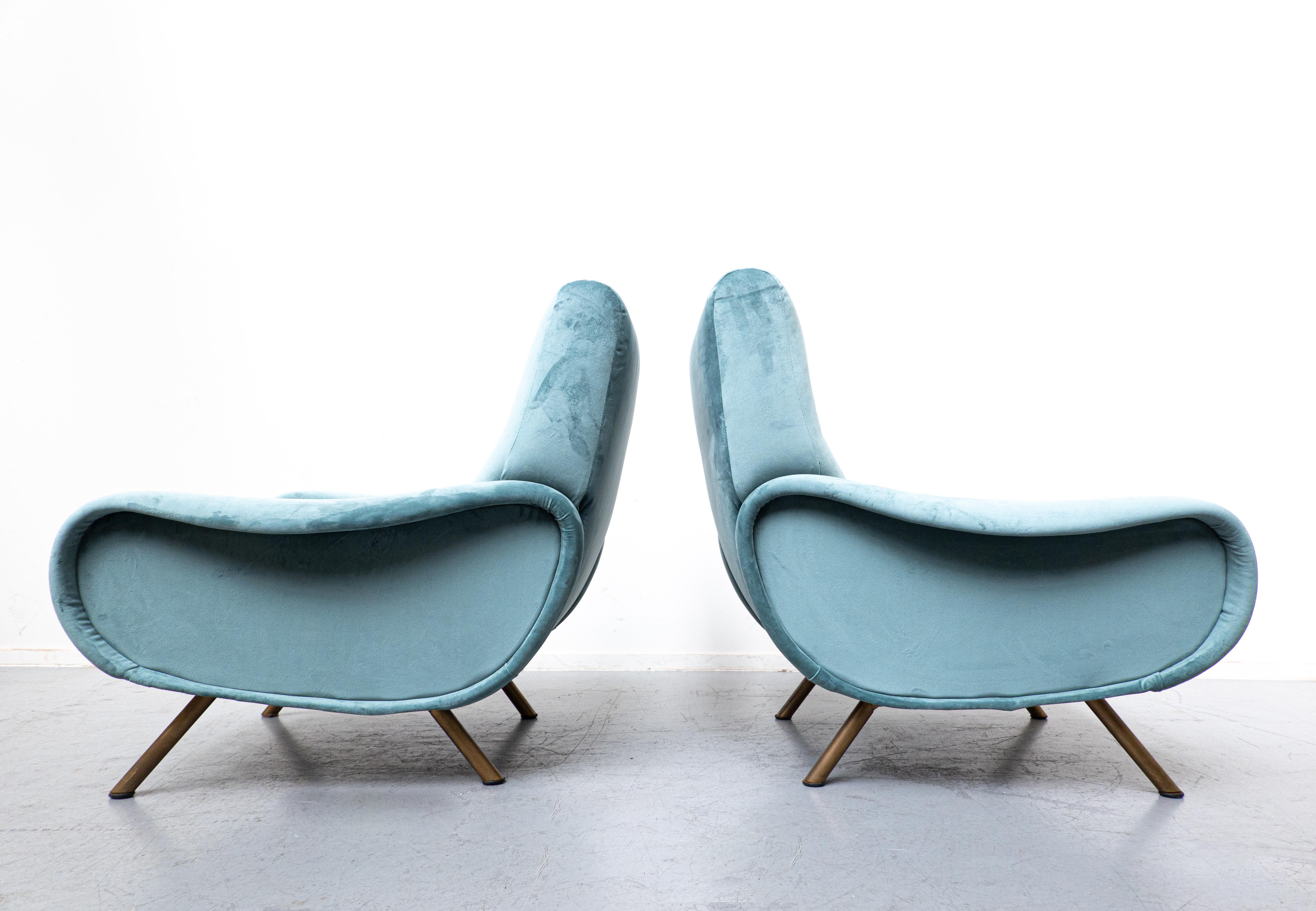 Mid-Century Modern pair of blue armchairs Model Lady by Marco Zanuso, Arflex, 1950s, Italy.

Marco Zanuso (1916-2001) was a very important Italian designer. He had a major influence on the world of design. Nowadays his work can be found in museums