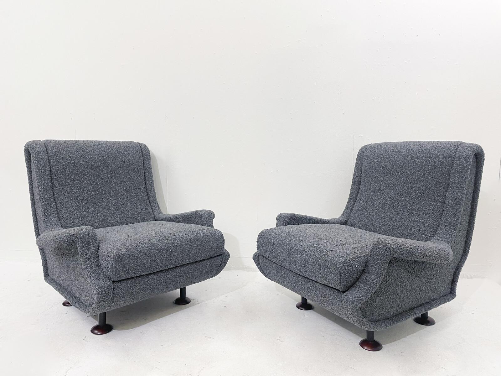 Mid-Century Modern pair of armchairs 