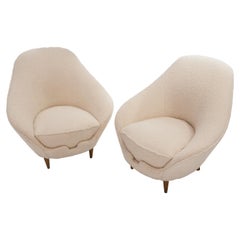 Mid-Century Modern Pair of Armchairs White Bouclé Wool Upholstery, Italy, 1950