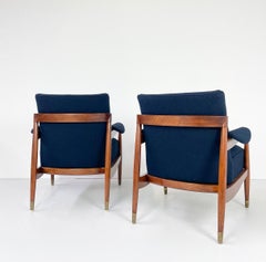 Mid-Century Modern Pair of Armchairs, Wood and Blue Boucle Fabric, Italy, 1960s
