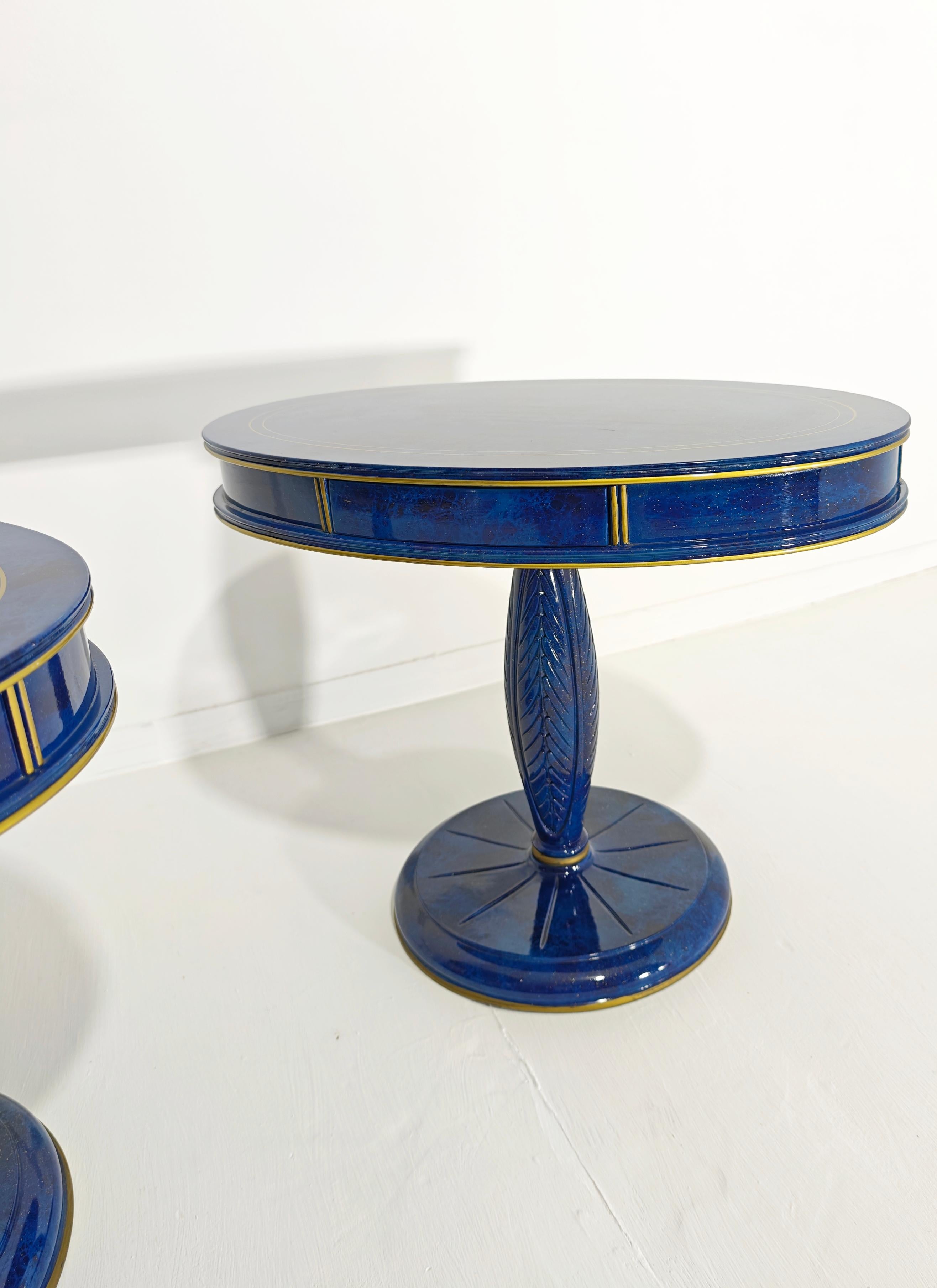 Pair of wooden bedside tables attributed to Annibale Colombo Italy 1980s en vente 6