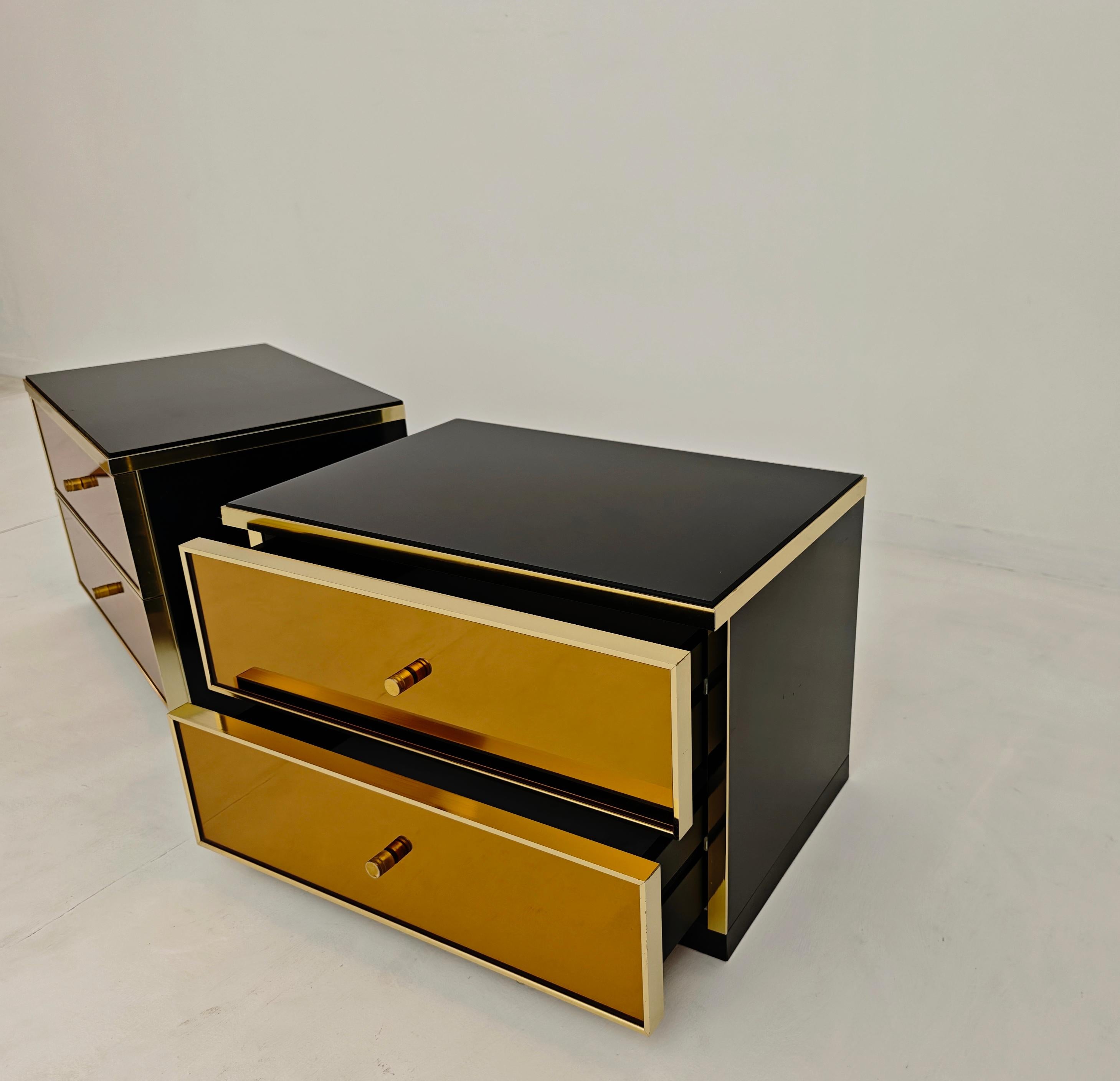 Aluminium Paire de tables de chevet modernes du milieu du siècle par Renato Zevi Production Italie 1970 en vente