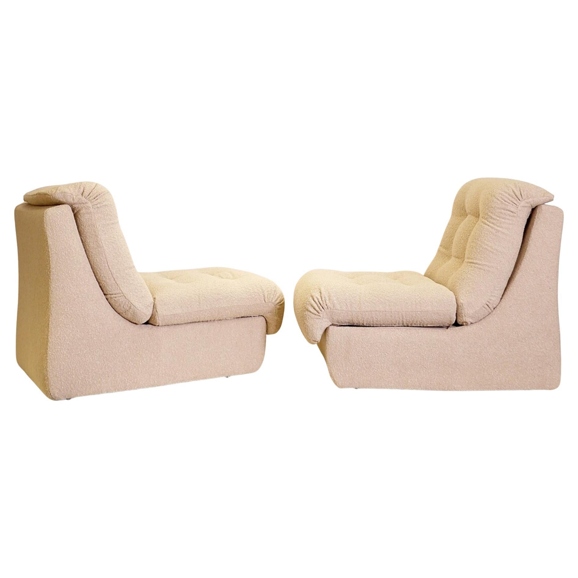 Mid-Century Modern Pair of Beige Bouclette Lounge Chairs - New Upholstery