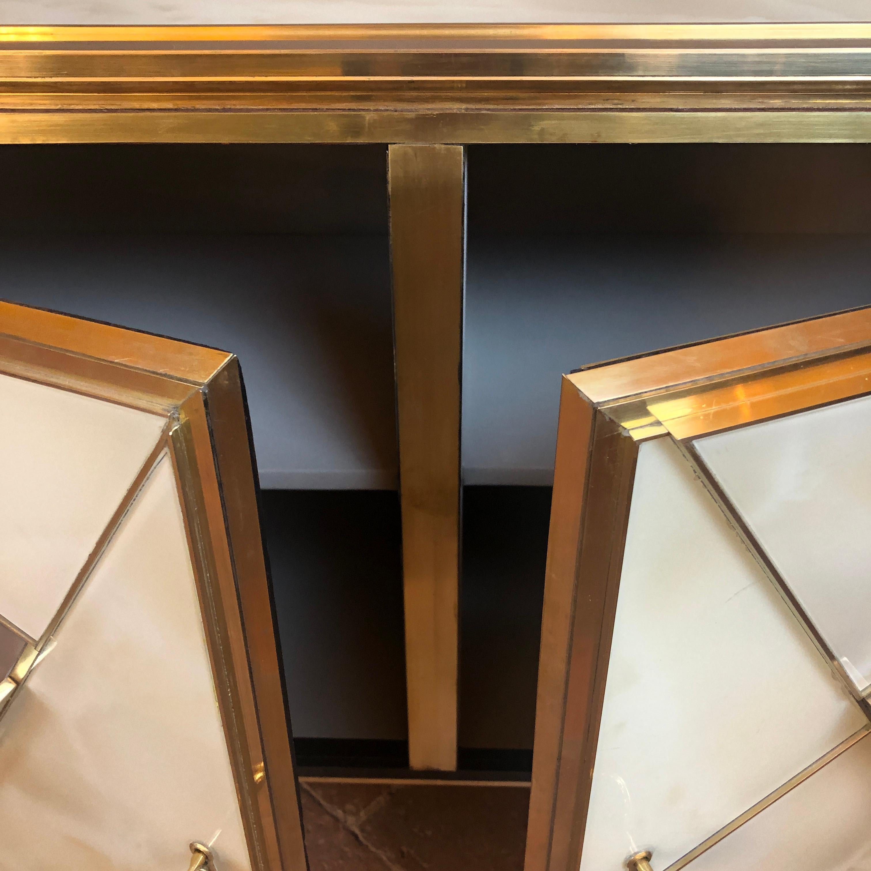 Mid-Century Modern Pair of Beige & Grey Artistic Murano Glass & Brass Sideboards 6