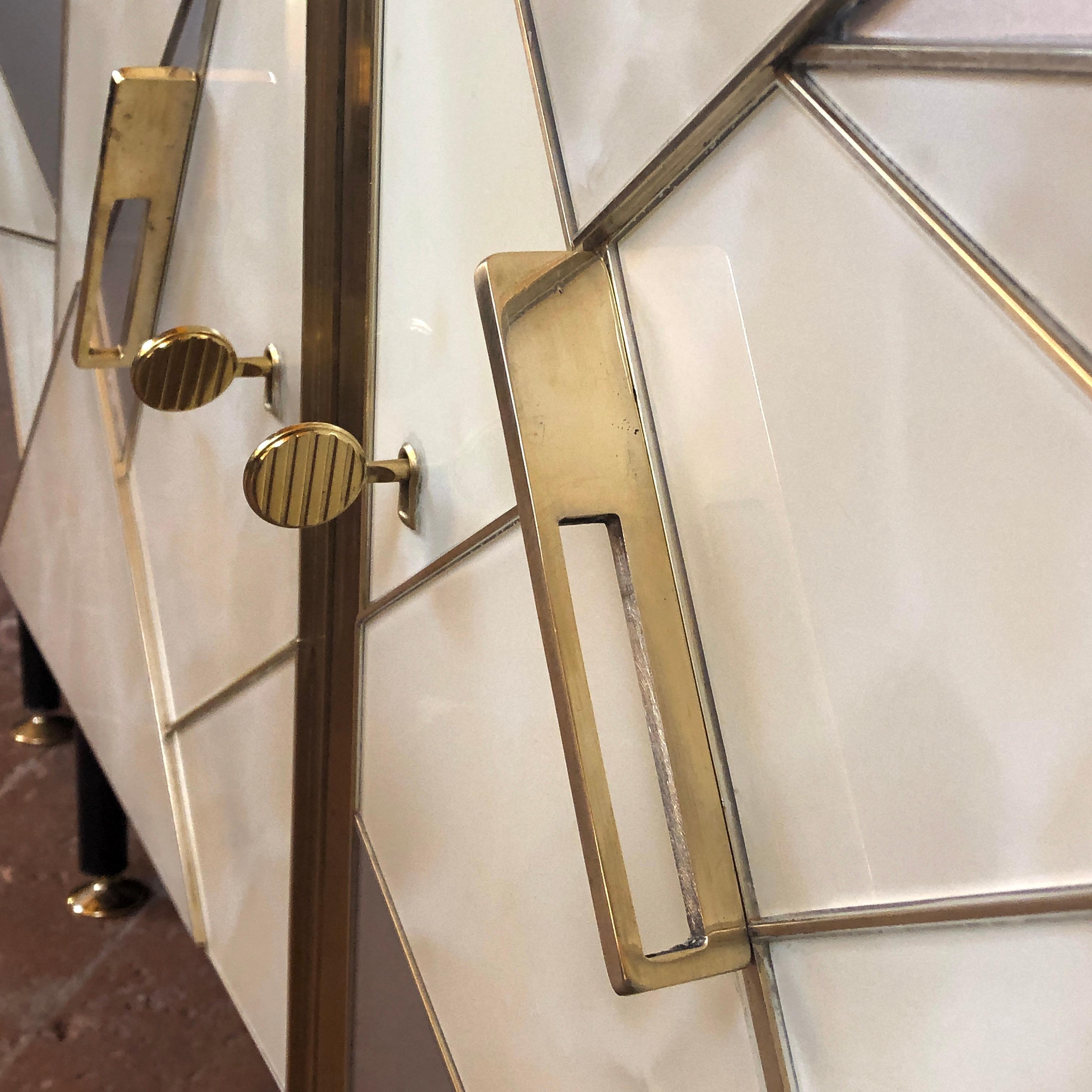 Mid-Century Modern Pair of Beige & Grey Artistic Murano Glass & Brass Sideboards 11