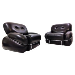 Mid-Century Modern Pair of Black Leather Armchairs, Italy, 1960s