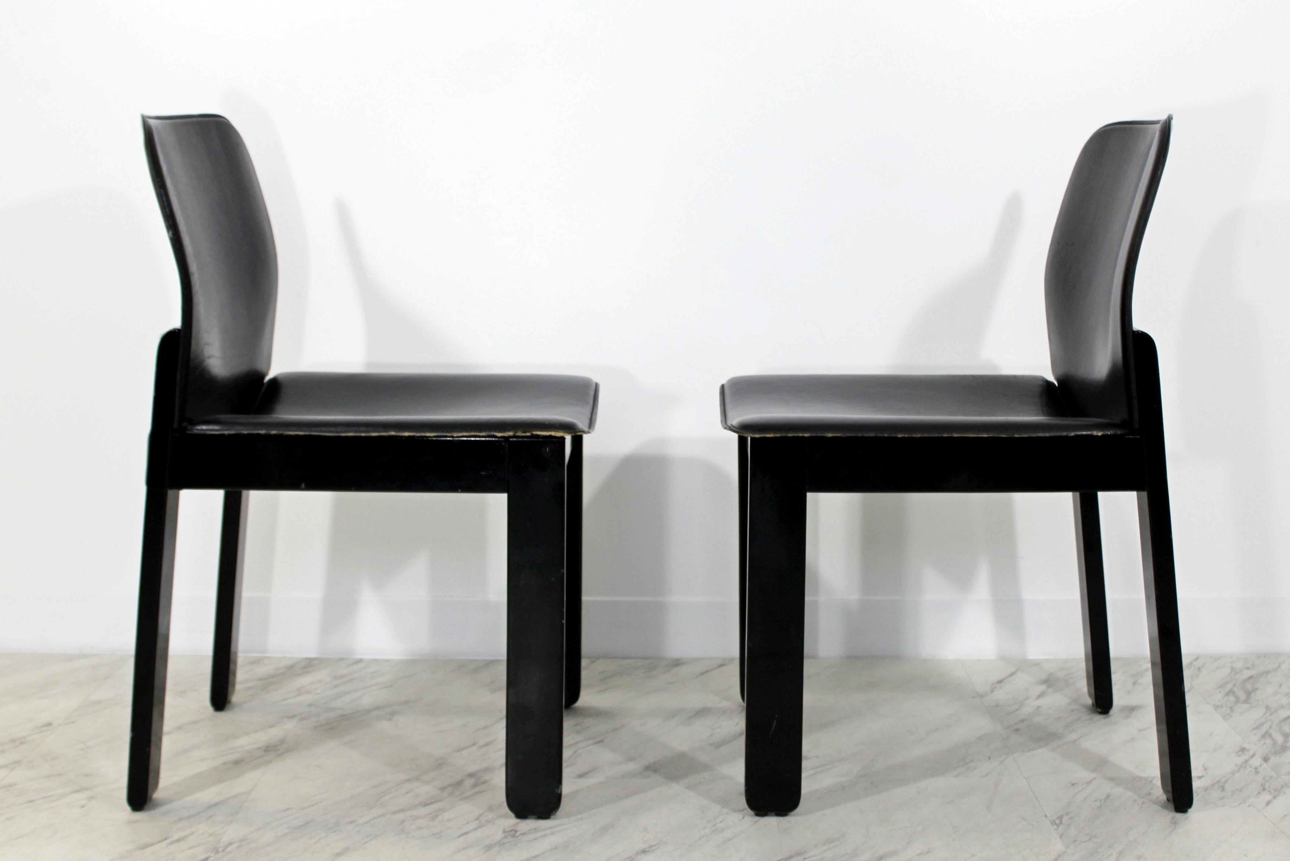 Italian Mid-Century Modern Pair of Black Leather & Wood B&B Italia Side Chairs, 1970s