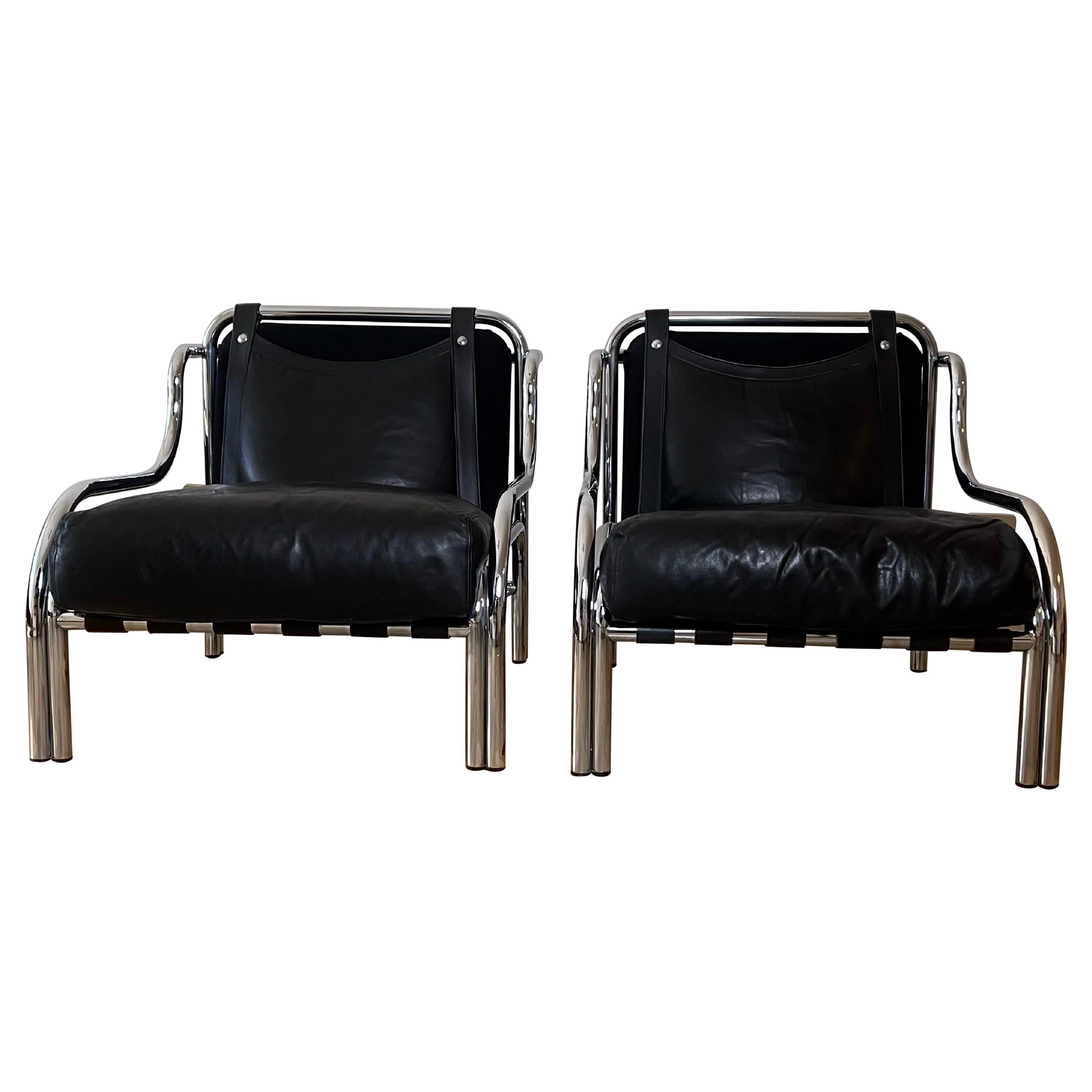 Mid-Century Modern Pair of Black "Stringa" Armchairs Designed by Gae Aulenti