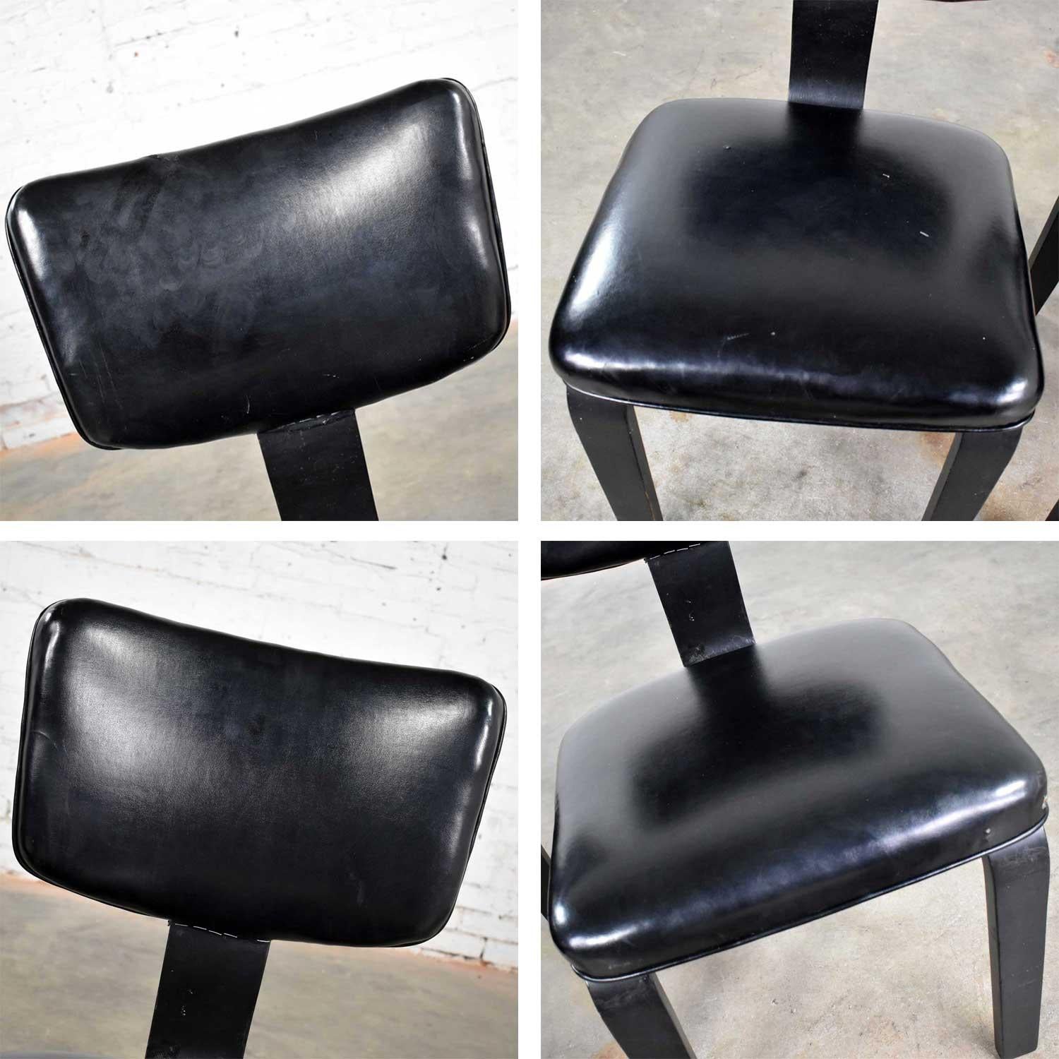 Mid-Century Modern Pair of Black Thonet Bentwood and Vinyl Chairs For Sale 5