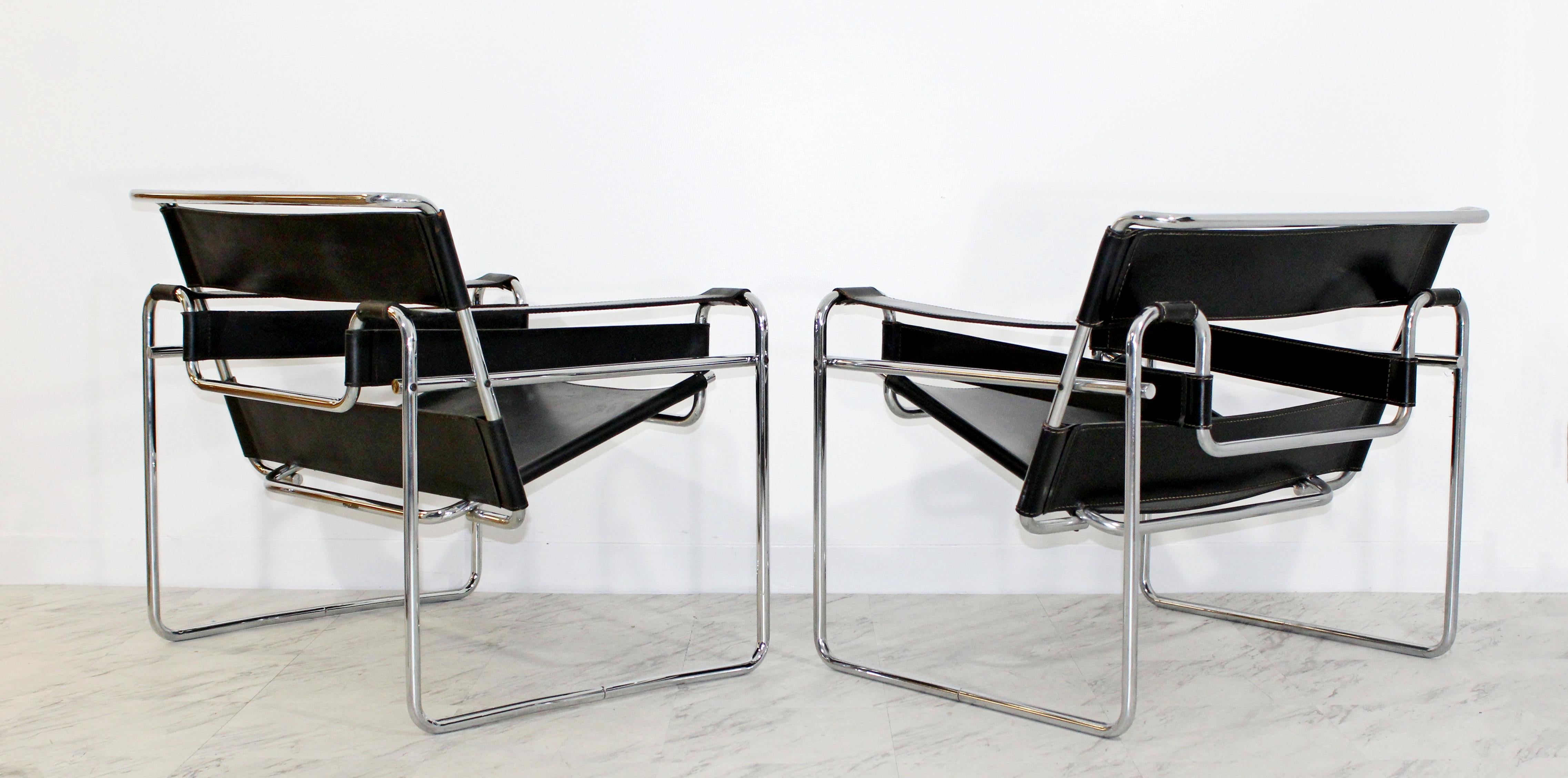 Mid-Century Modern Pair of Breuer Wassily Chrome Leather Armchairs 1970s Italian In Good Condition In Keego Harbor, MI