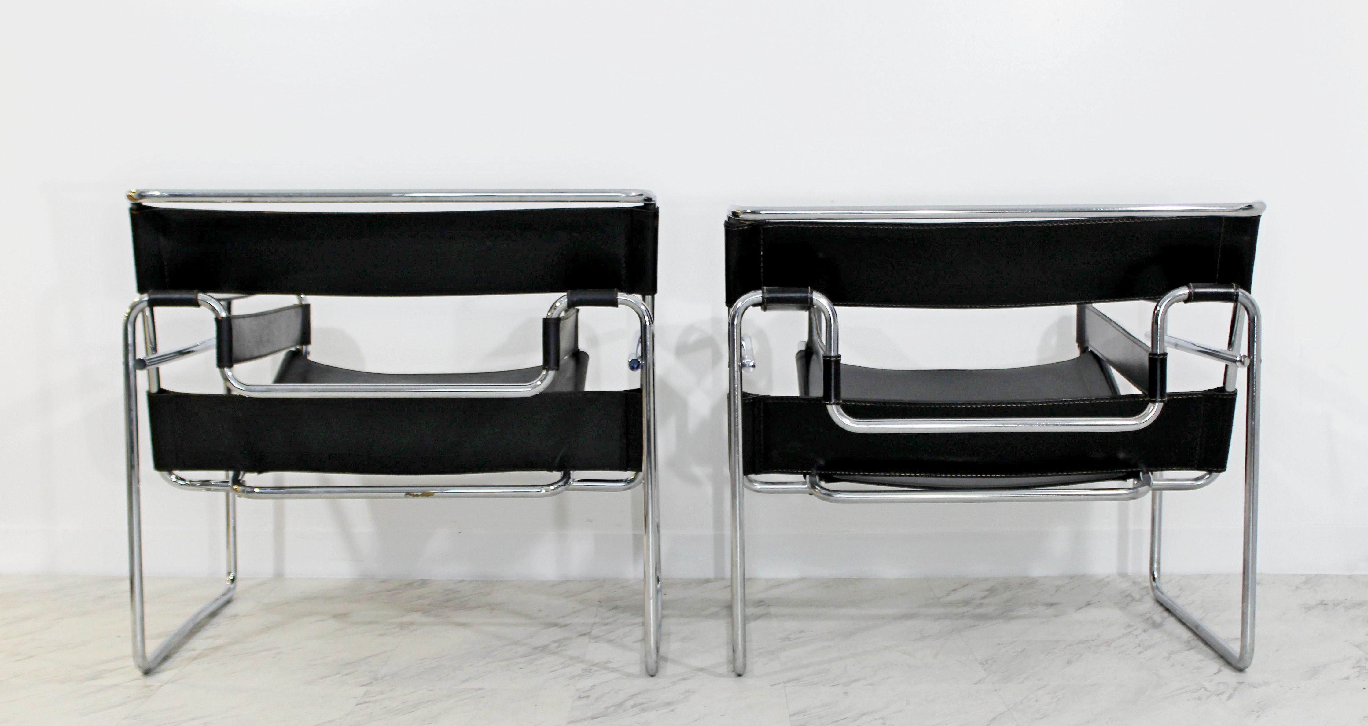 Late 20th Century Mid-Century Modern Pair of Breuer Wassily Chrome Leather Armchairs 1970s Italian