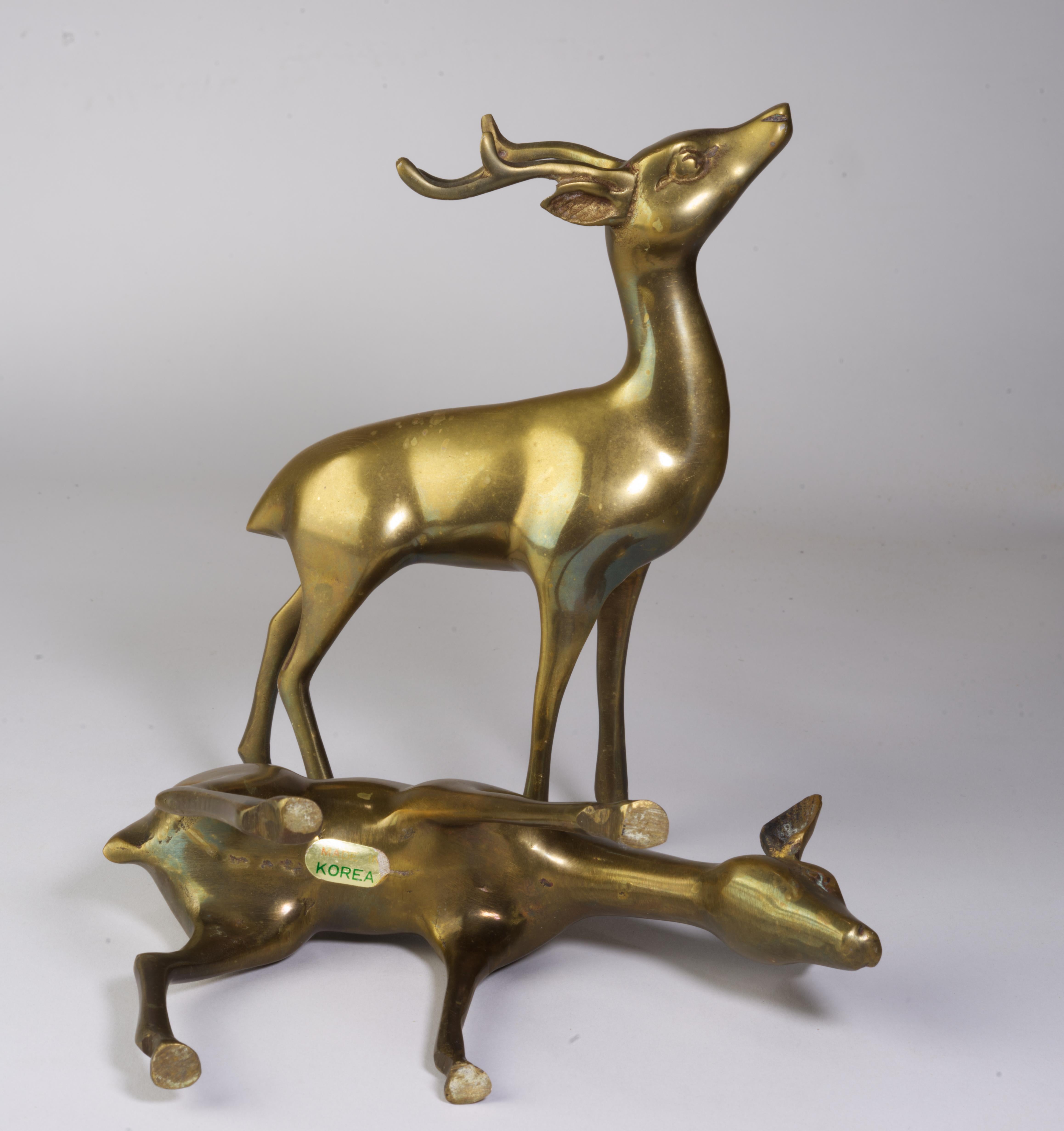 Mid-Century Modern Pair of Bronze Deer Figurines For Sale 1