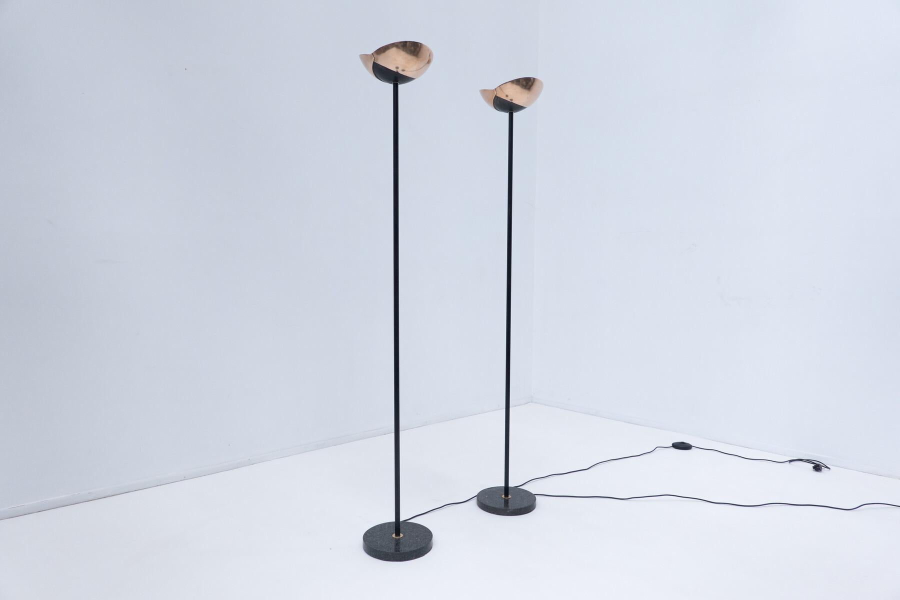 Italian Mid-Century Modern Pair of Bronze Floor Lamps Signed by Esa Fedrigolli, Italy For Sale