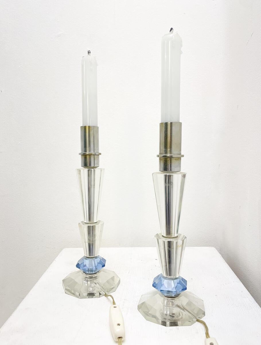 Milieu du XXe siècle Paire de chandeliers de table en cristal, style moderne du milieu du siècle dernier, années 1930 en vente
