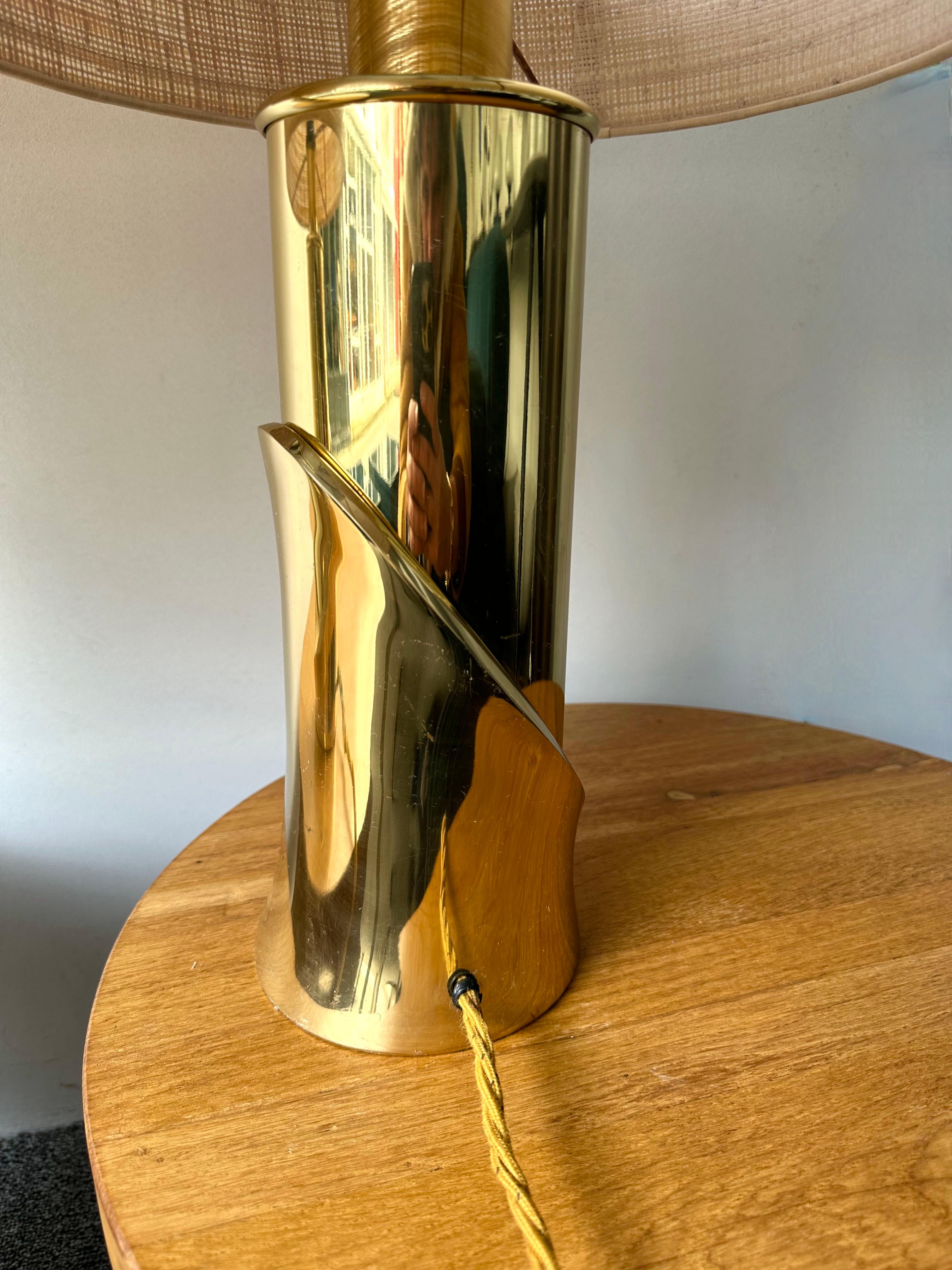 Mid-Century Modern Pair of Cast Brass Lamps by Luciano Frigerio, Italy, 1970s For Sale 8