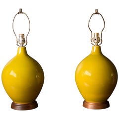 Mid-Century Modern Pair of Ceramic Table Lamps