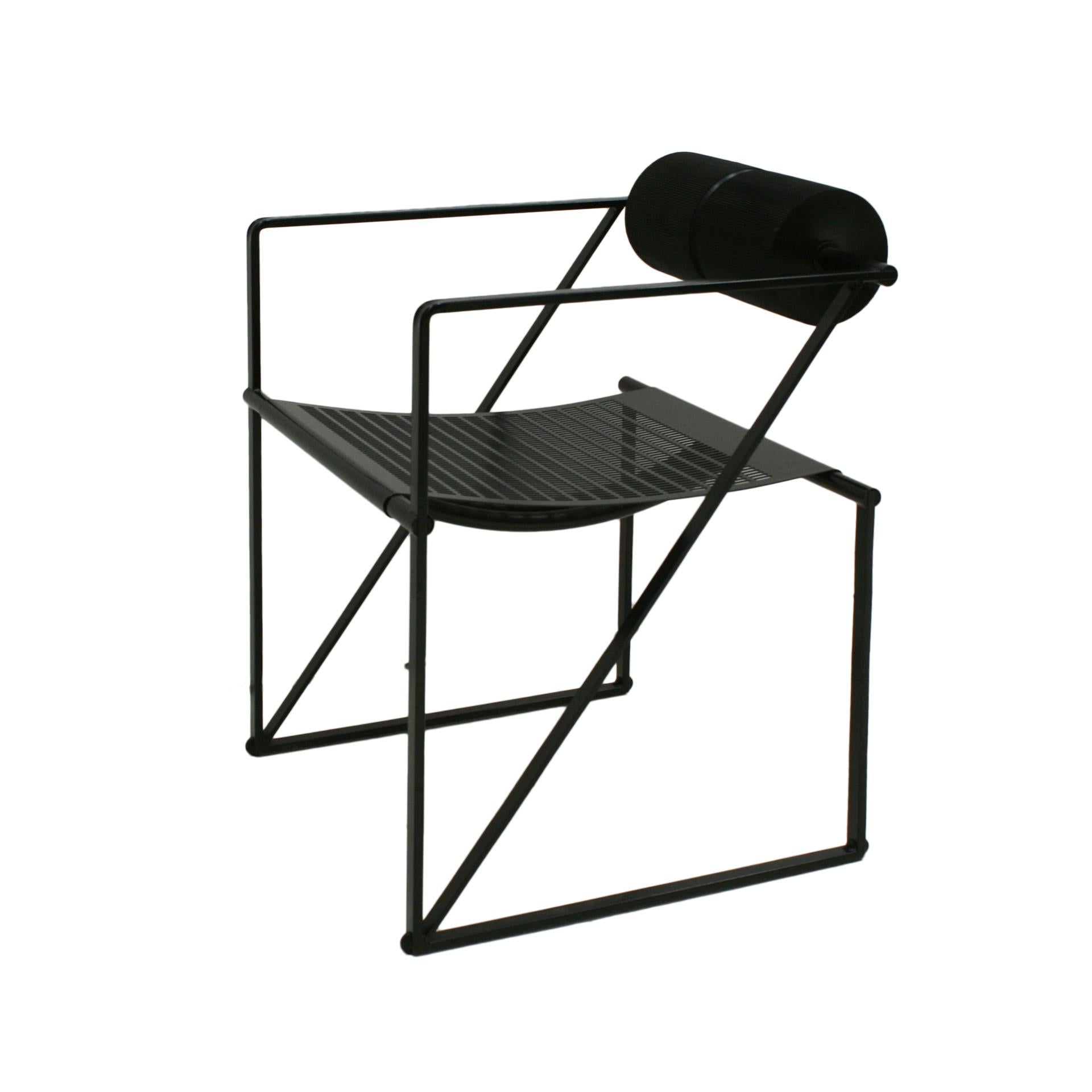 Pair of chairs model 