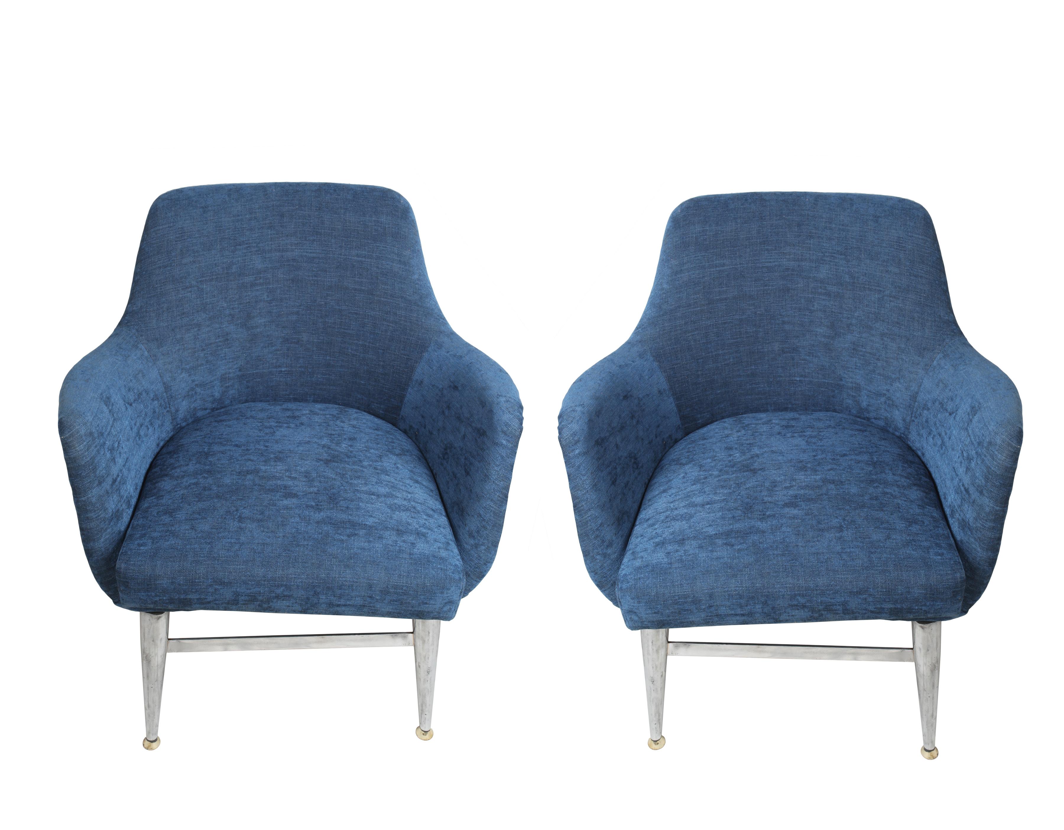 20th Century Mid-Century Modern Pair of Blue Chairs with Chrome Base and Legs