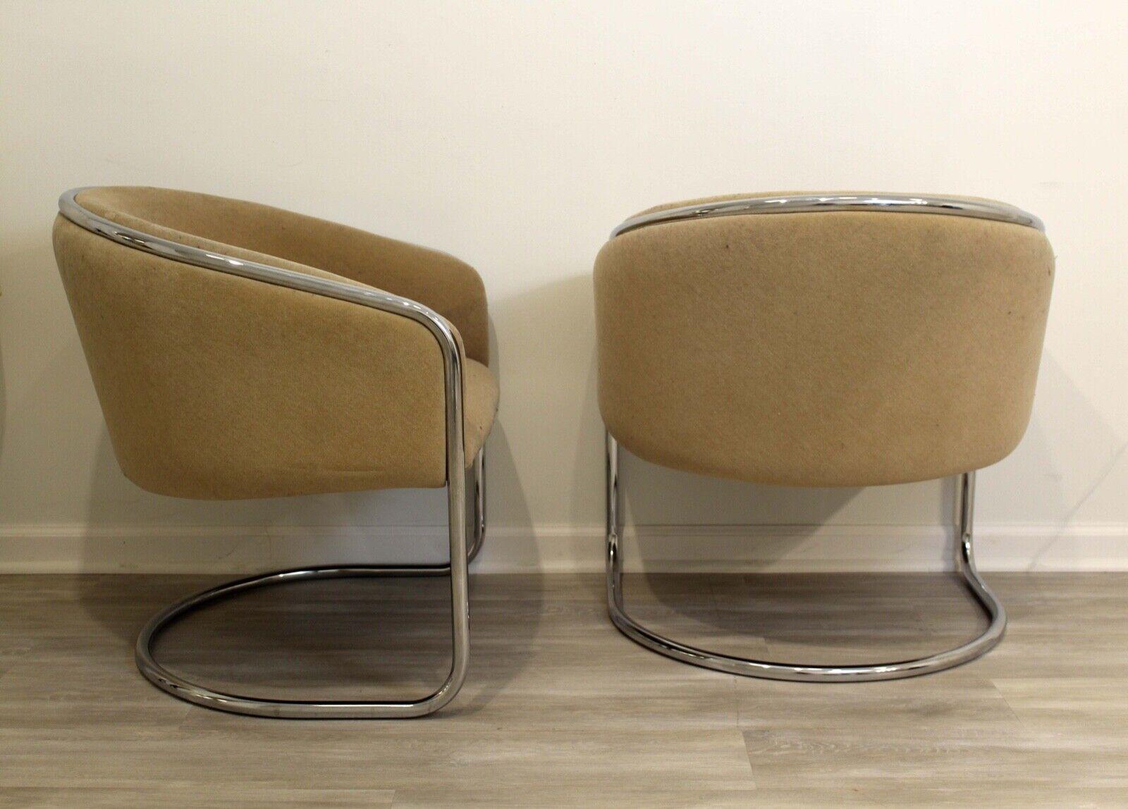 20th Century Mid-Century Modern Pair of Chrome Bucket Lounge Chairs by Thonet
