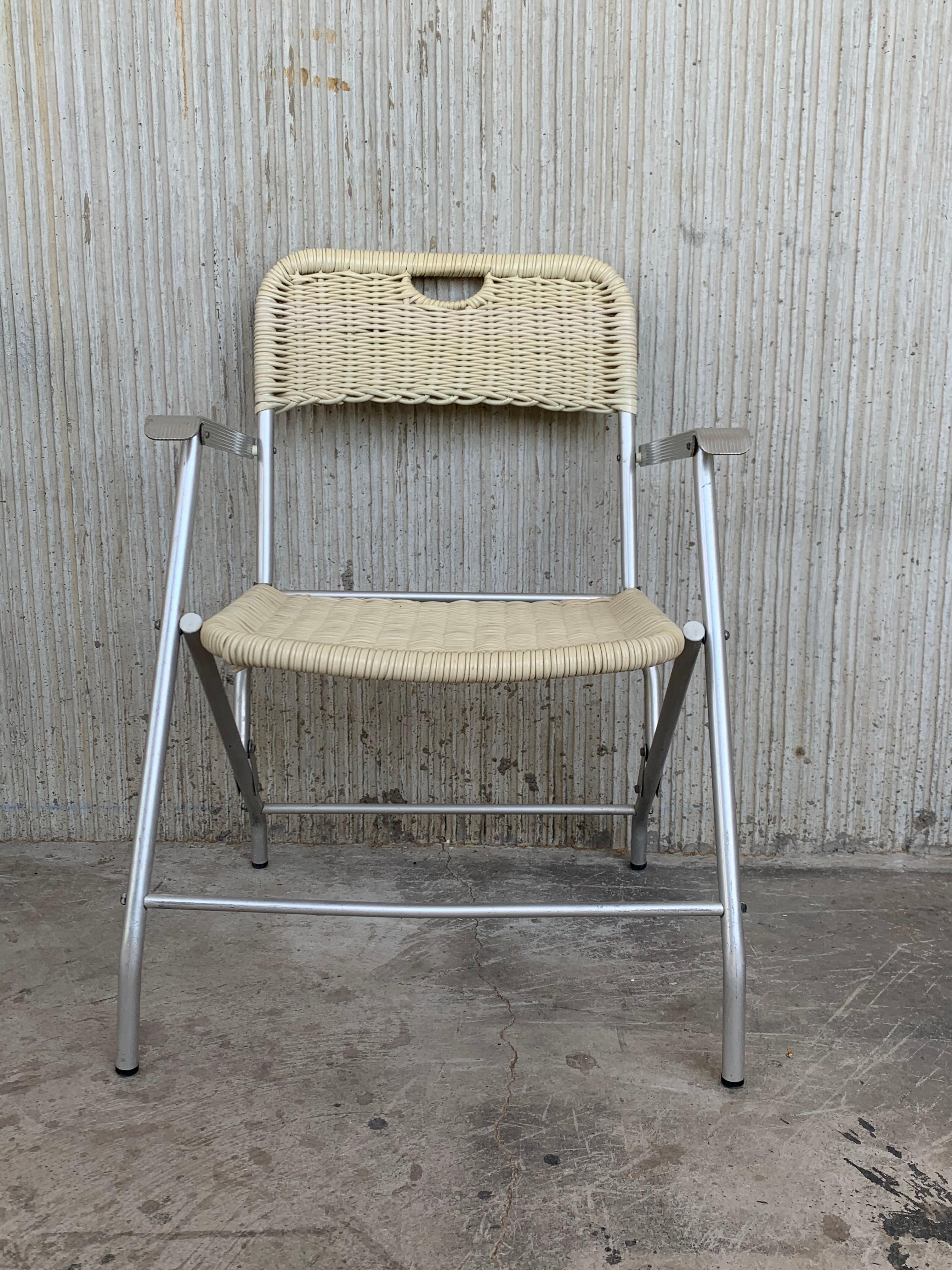 20th Century Mid-Century Modern Pair of Coated Cane and Aluminium Folding Armchairs For Sale