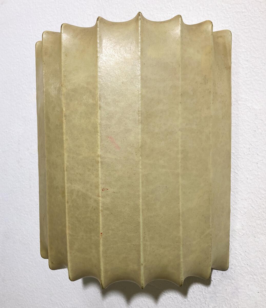 Italian Mid-Century Modern Pair of Cocoon Wall lights, 1960s For Sale