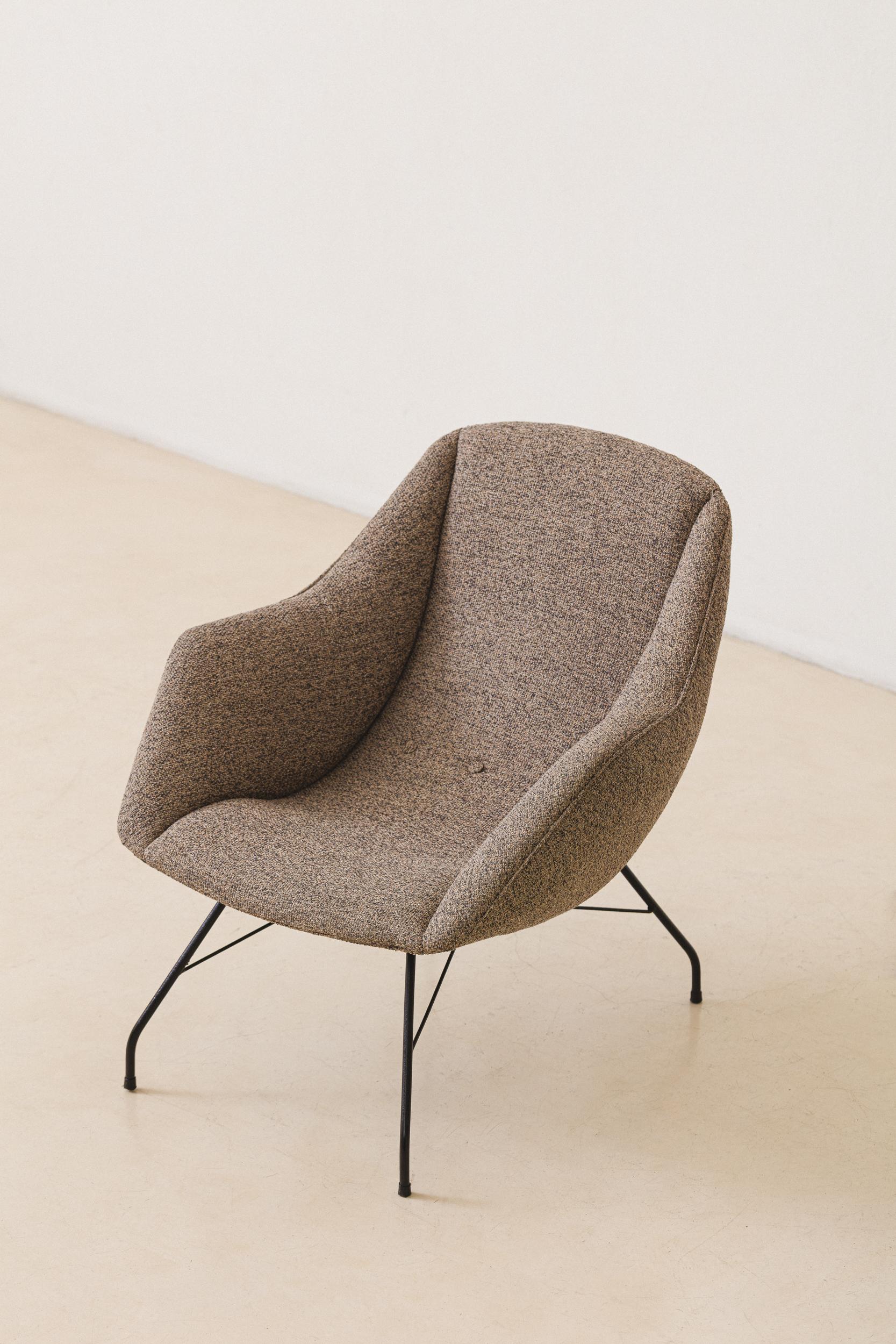 Mid-Century Modern Pair of Concha Armchair by Carlo Hauner and Martin Eisler For Sale 8