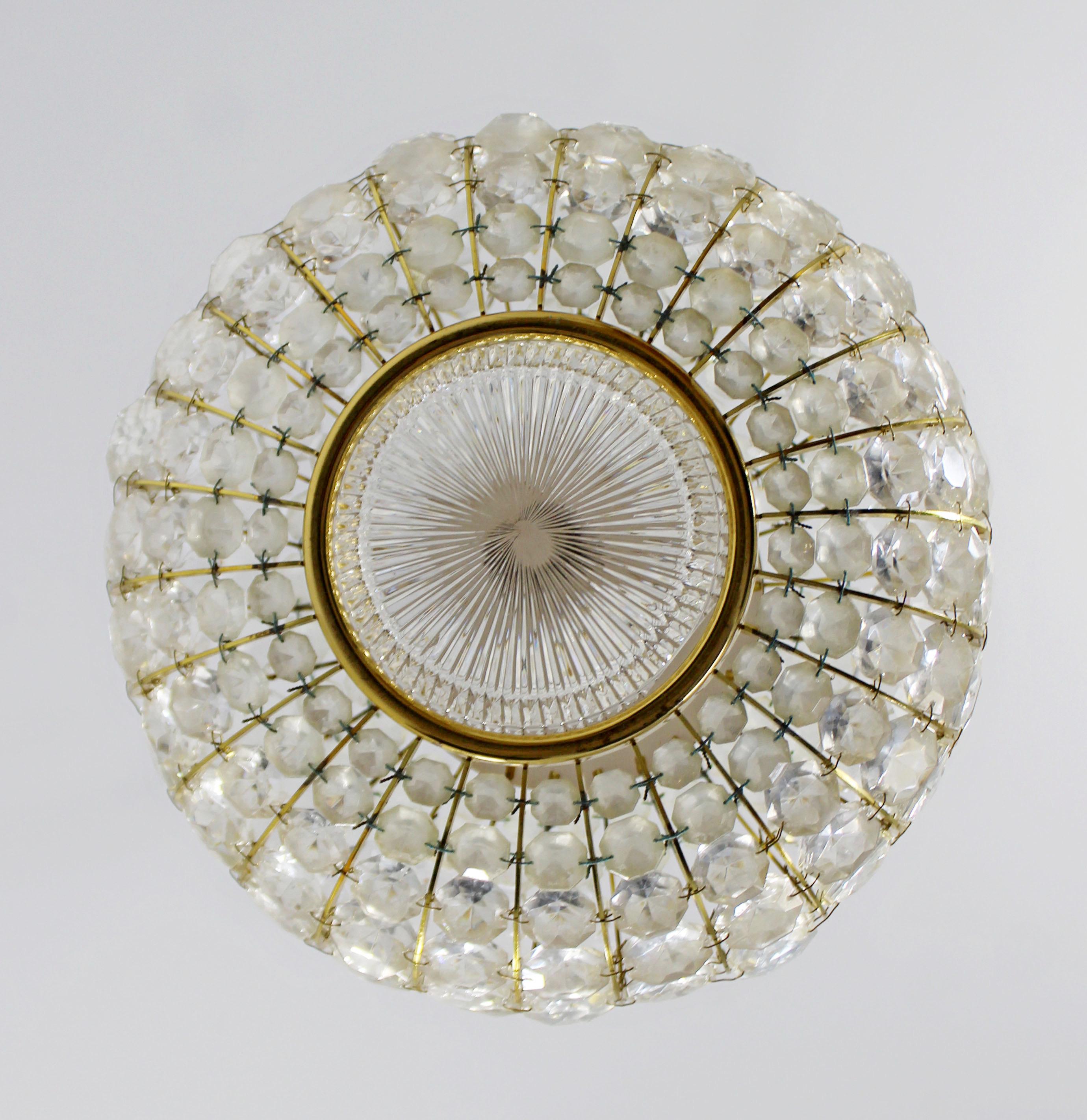 Mid-Century Modern Pair of Crystal & Brass Hanging Pendant Light Fixtures, 1950s 2