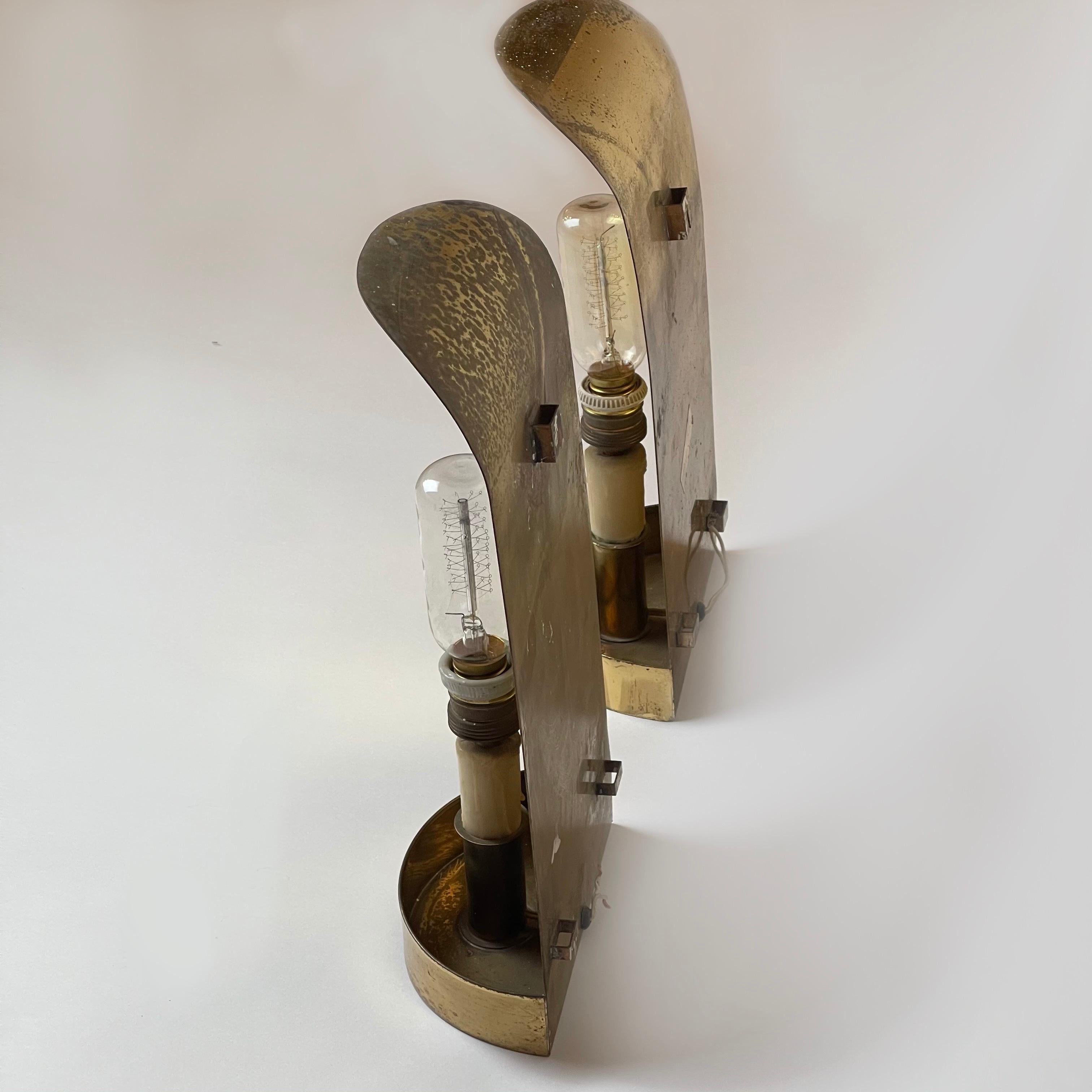 Mid-Century Modern Pair of Curved Brass Sconces 3