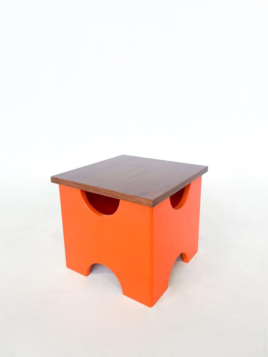 Mid-Century Modern Pair of Dado Stools by Ettore Sottsass For Sale 2