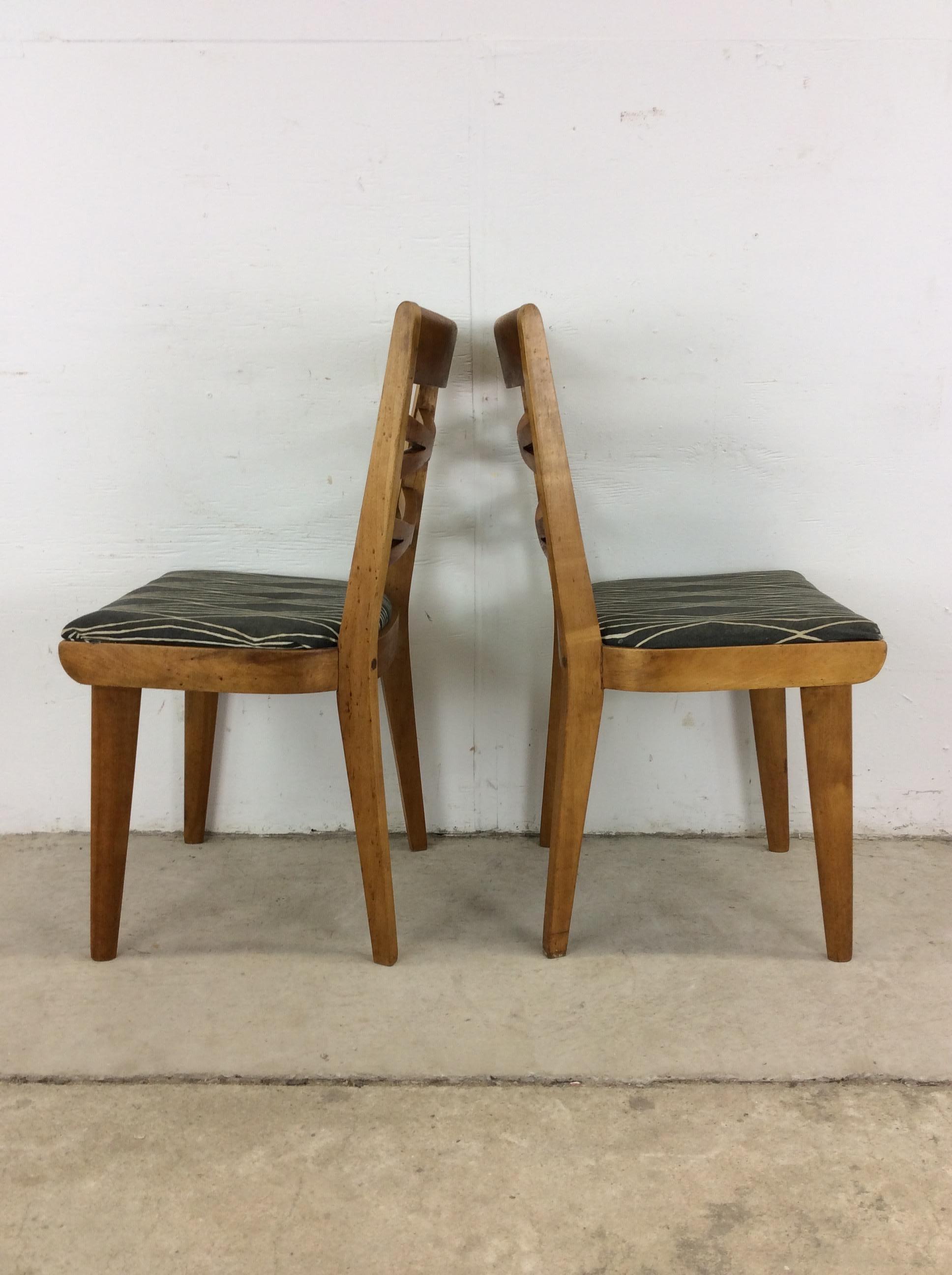 Mid Century Modern Pair of Dining Chairs by Heywood Wakefield For Sale 4