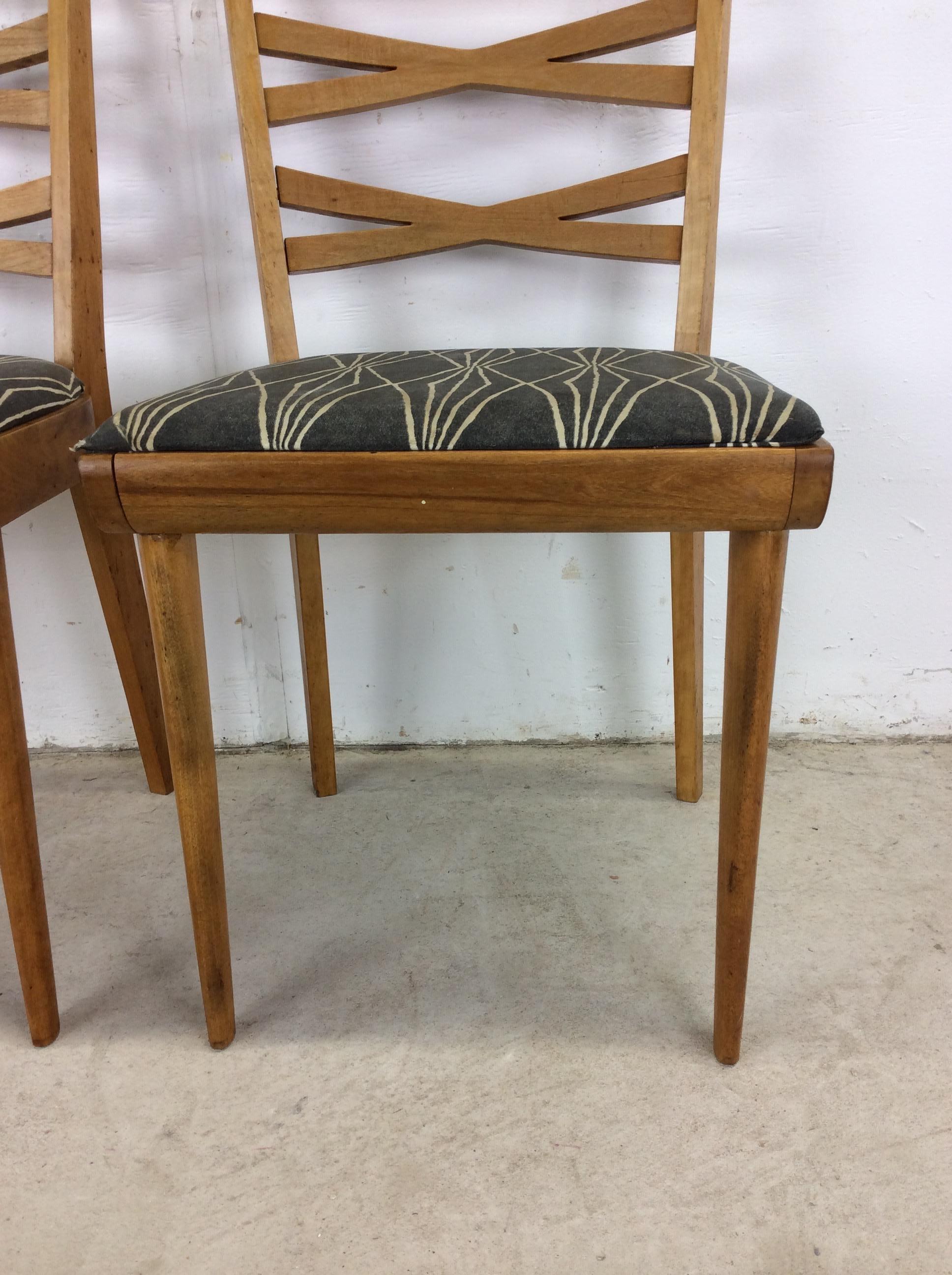 Mid Century Modern Pair of Dining Chairs by Heywood Wakefield For Sale 1