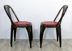 Paire de chaises de bistrot empilables en métal The Moderns Fibrocit, France, années 1950