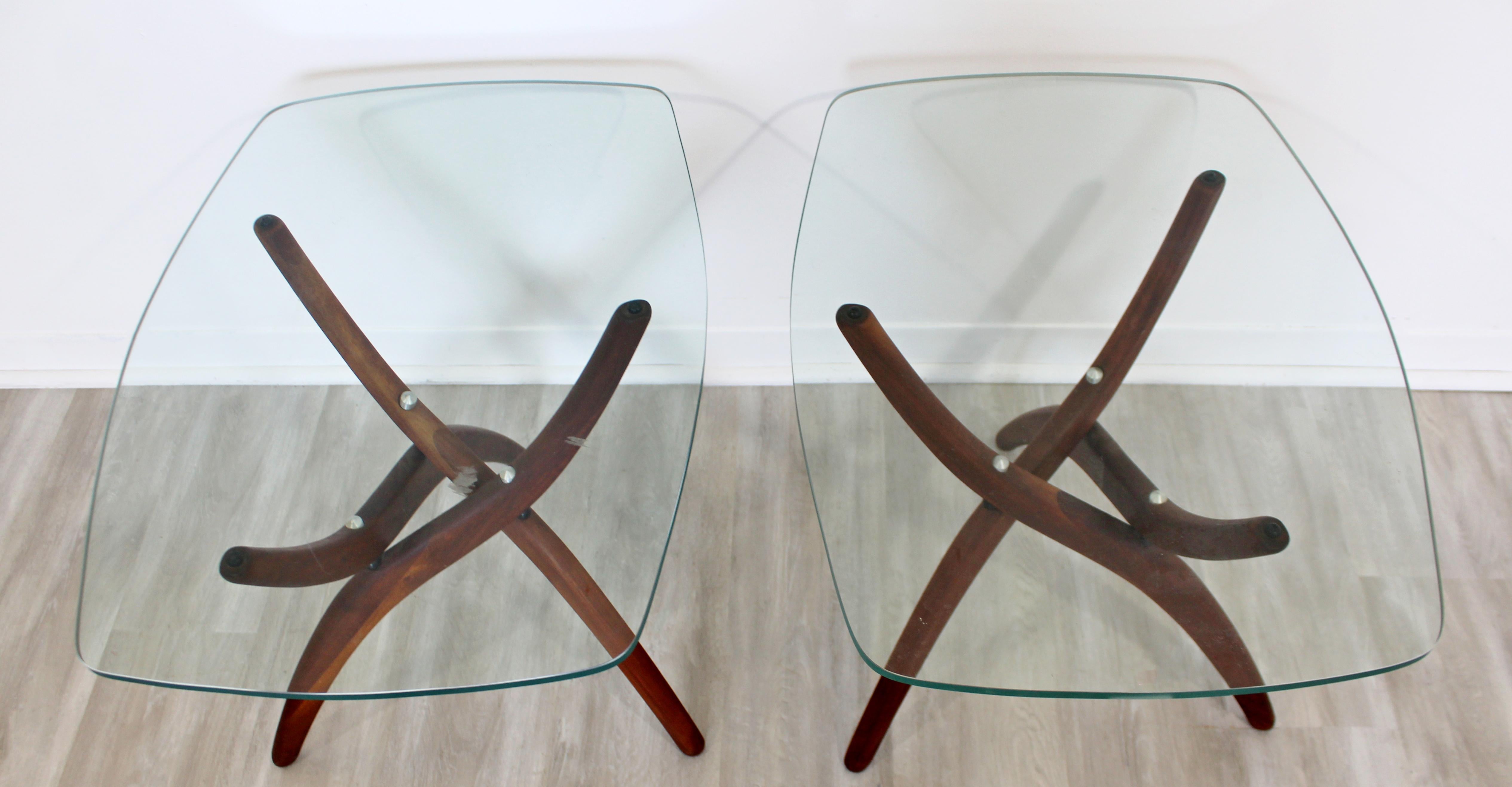 Mid-Century Modern Pair of Forest Wilson Side End Tables Walnut and Glass, 1960s 2