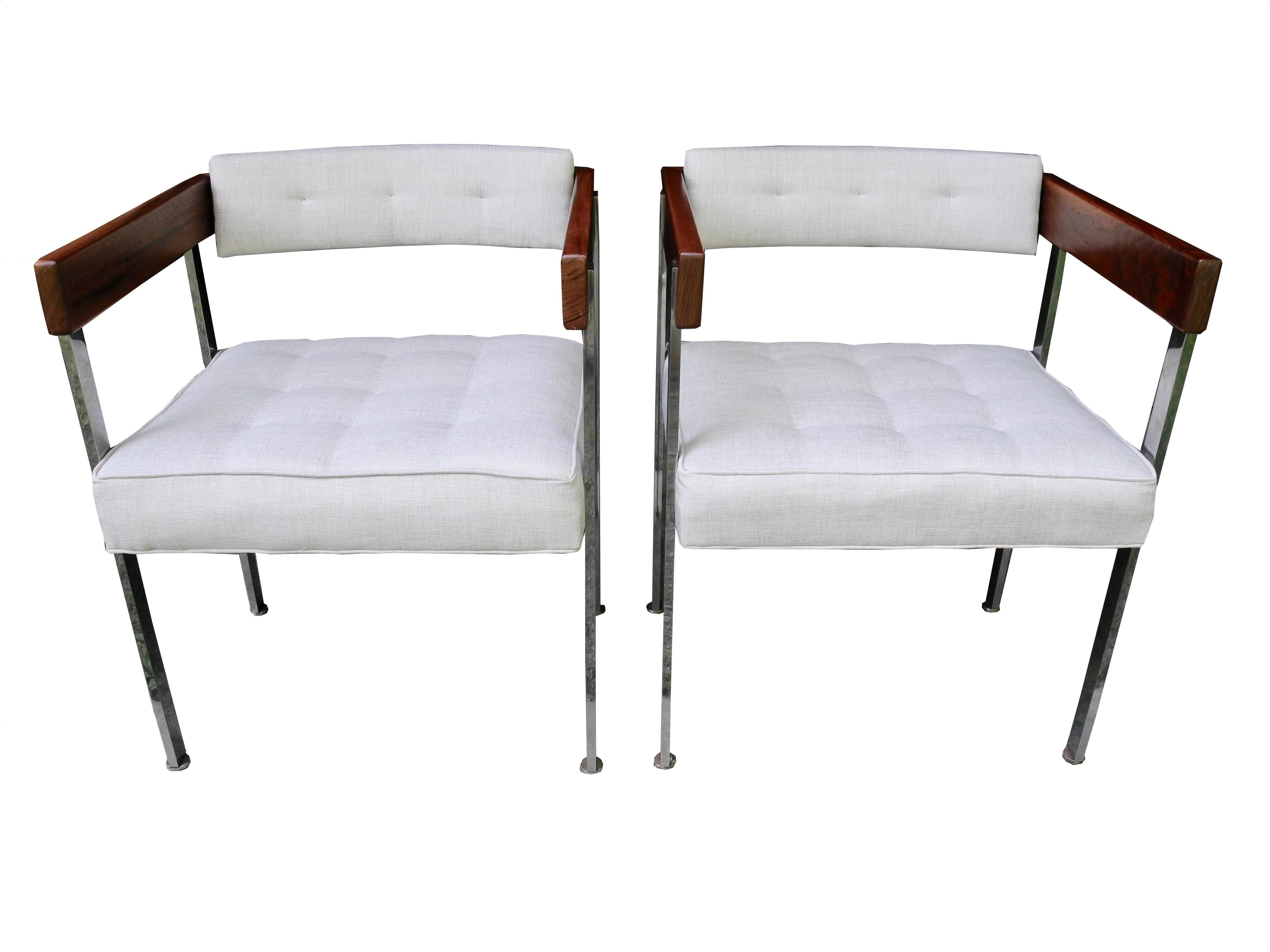 Mid-Century Modern Pair of Harvey Probber Pull-Up Side Chairs In Good Condition For Sale In Hudson, NY