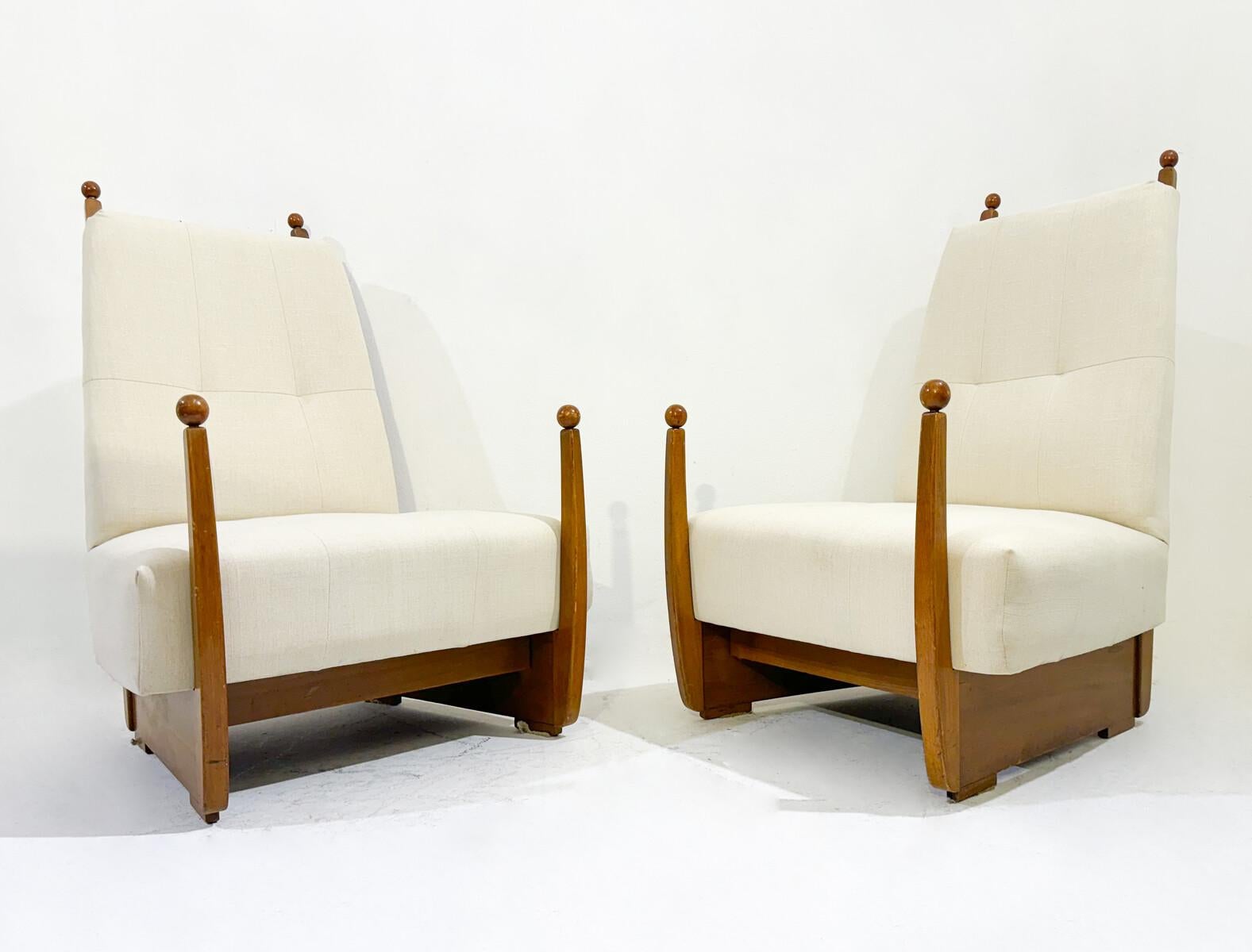 Mid-Century Modern Pair of Hungarian Armchair, 1960s- New Upholstery In Good Condition For Sale In Brussels, BE